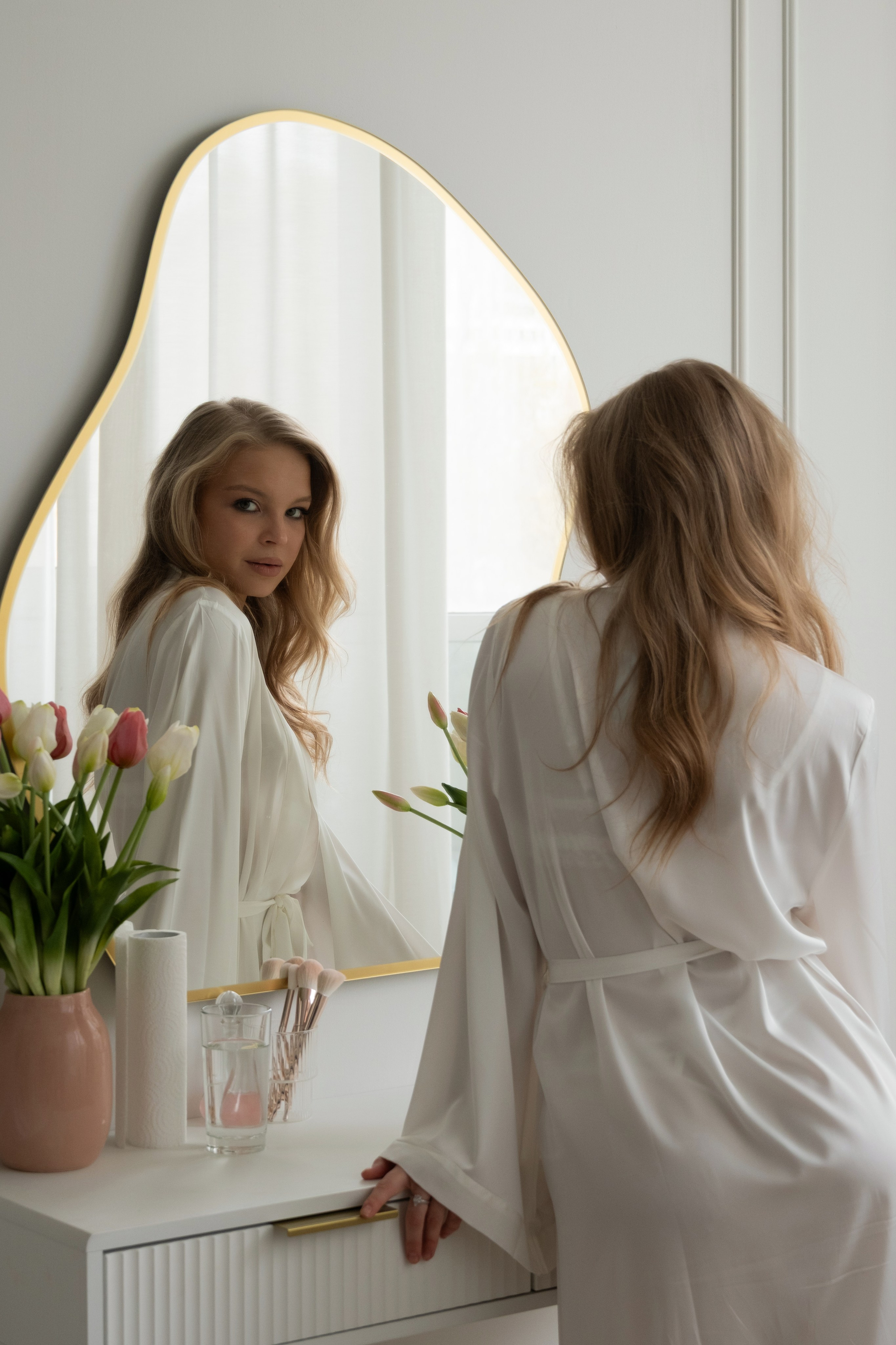 Нежная фотосессия в студии Mua. Модель Лиза. Фотограф Евгений Серебряков в Екатеринбурге
