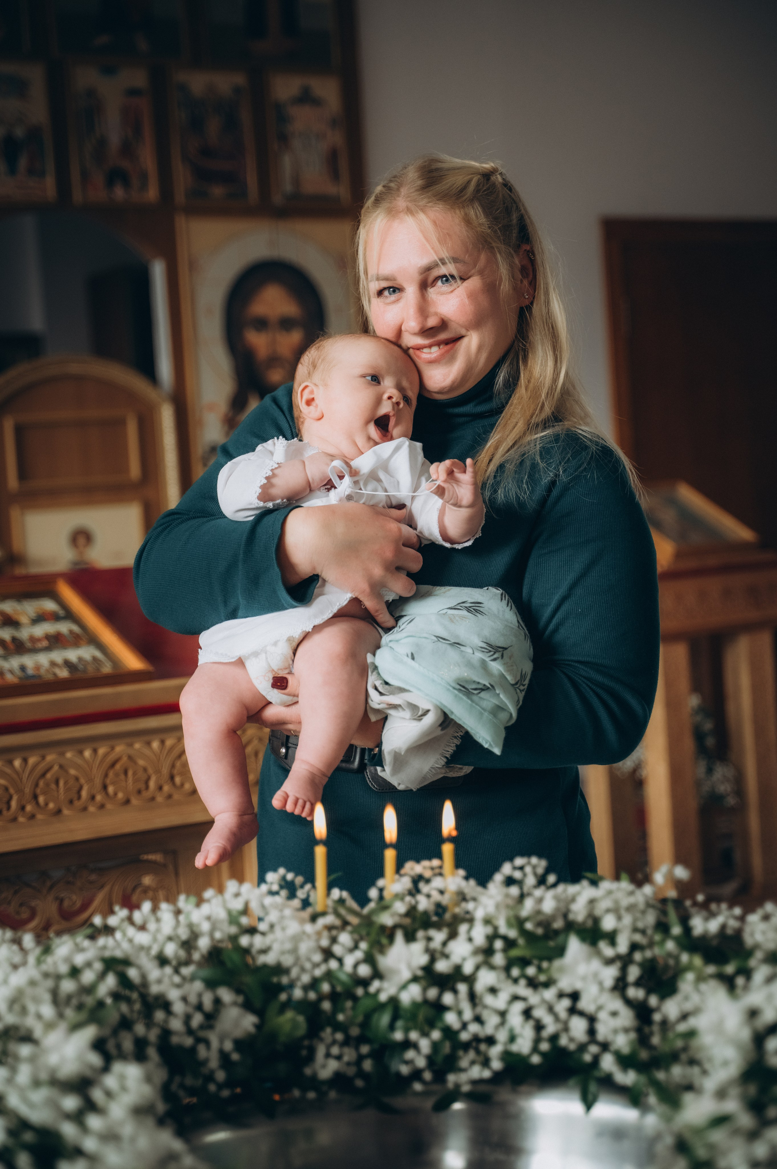 Крещение Ромы (Приход храма святой Равноапостольной княгини Ольги). Семейный фотограф в Минске Дарья Дреко