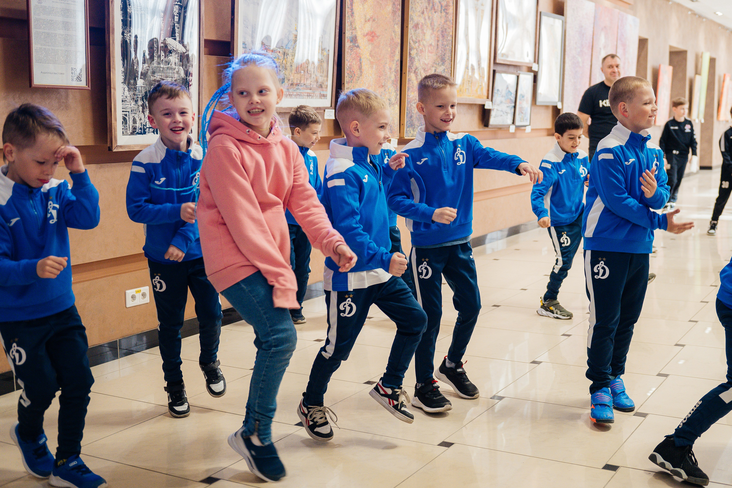 ЛИГА.БРО: JUNIOR 23/24. Свадебный и репортажный фотограф Никита Сницарев в Барнауле