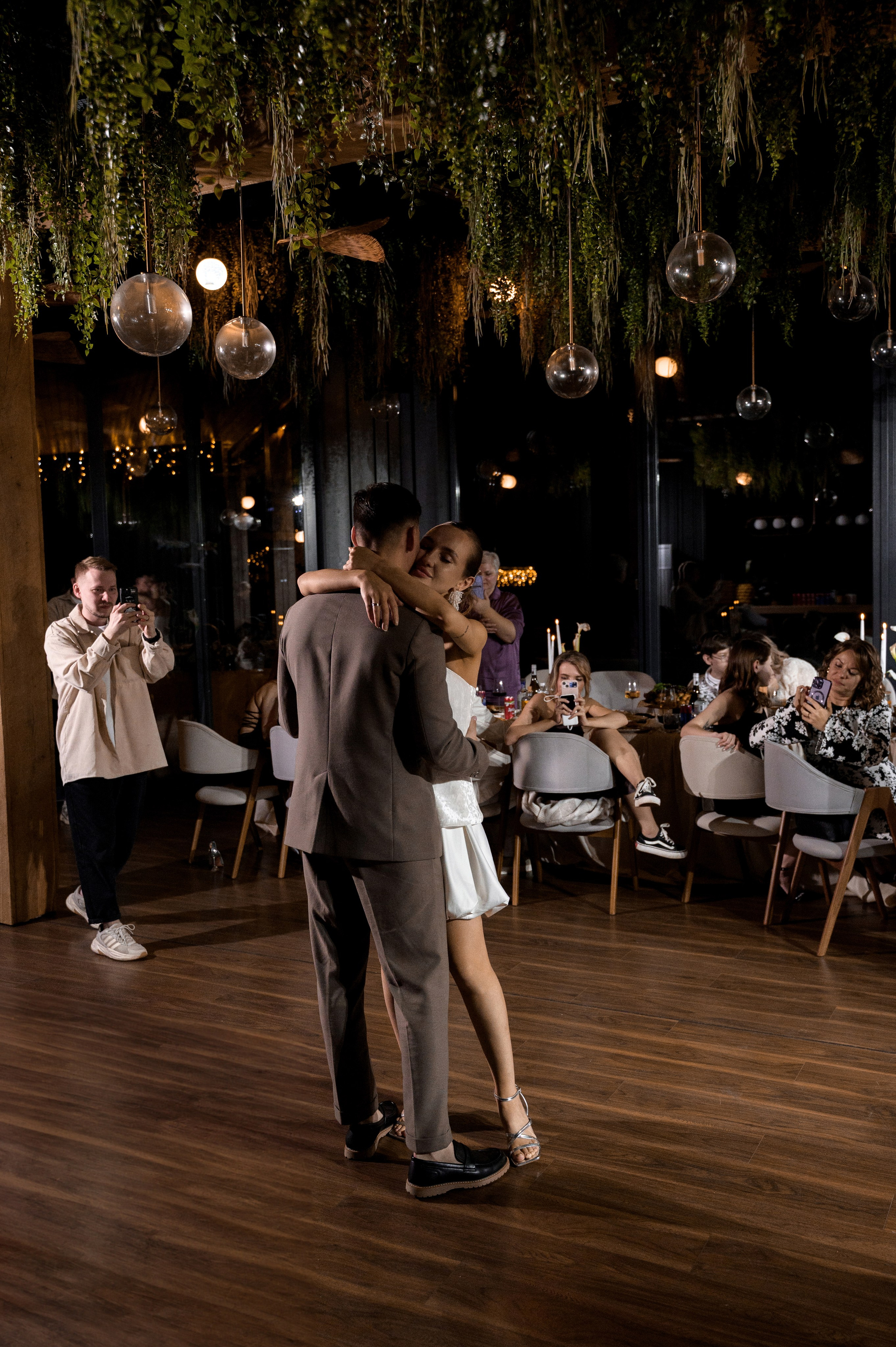 Свадебный фотограф Сочи 2025 год. Репортажный фотограф Сочи