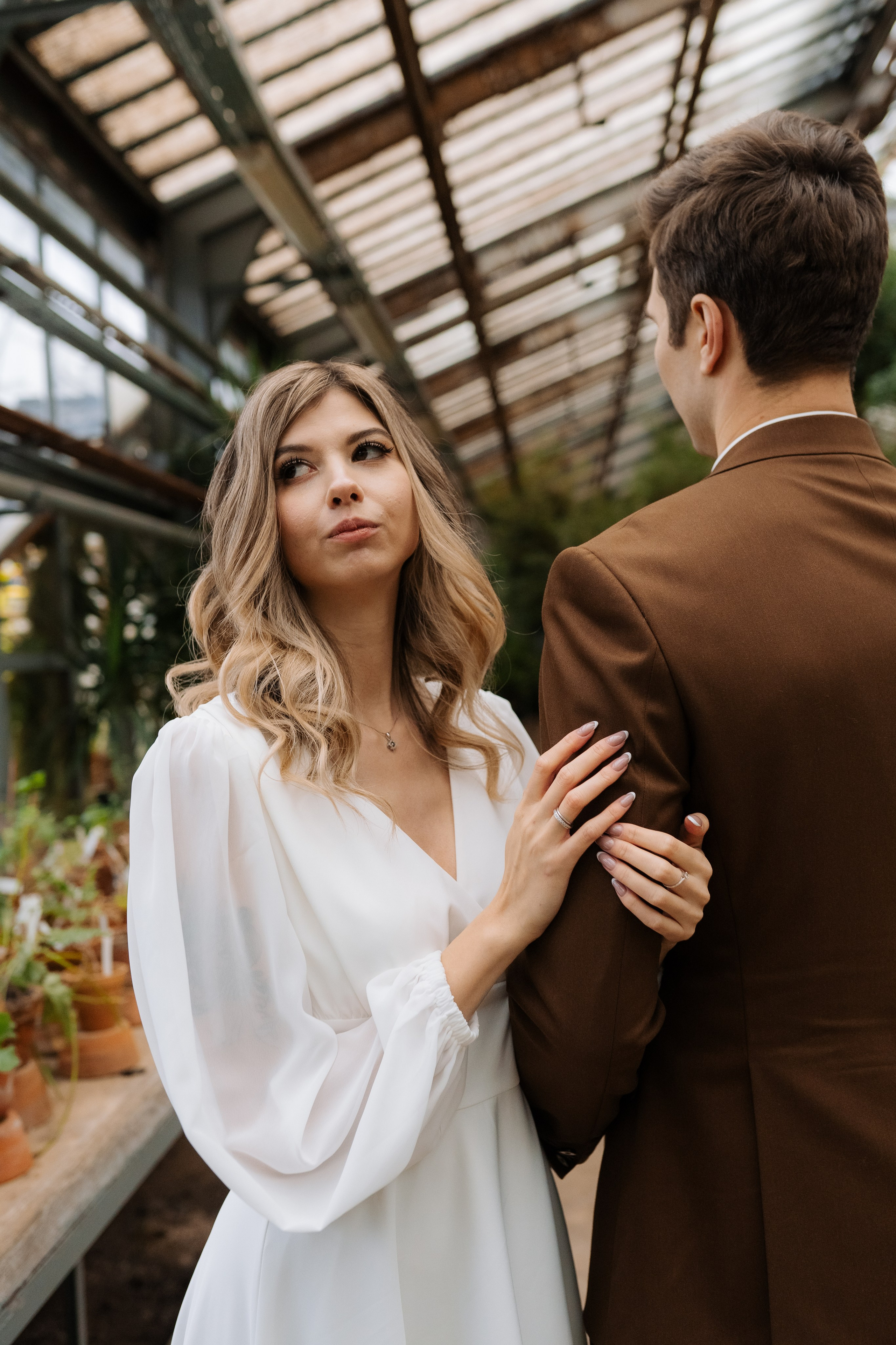 Свадебная фотосессия в оранжерее, Москва. Свадебный фотограф в Москве Анна Полушина