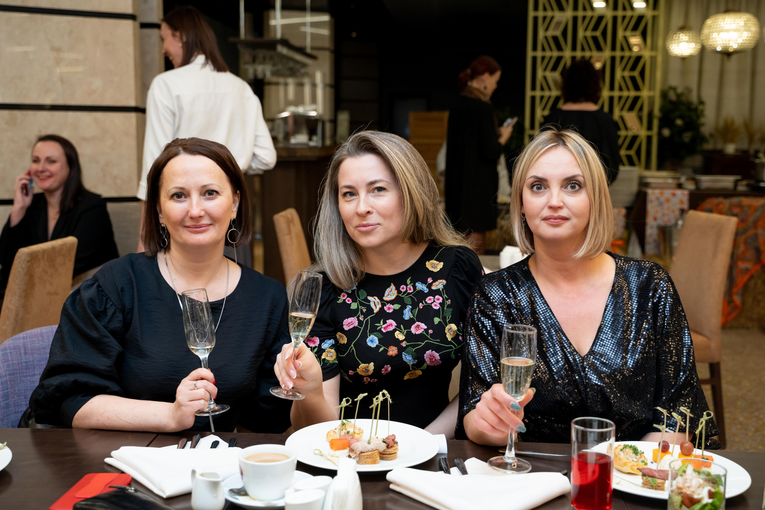 Битва Шефов в ресторане «Мед». Главная