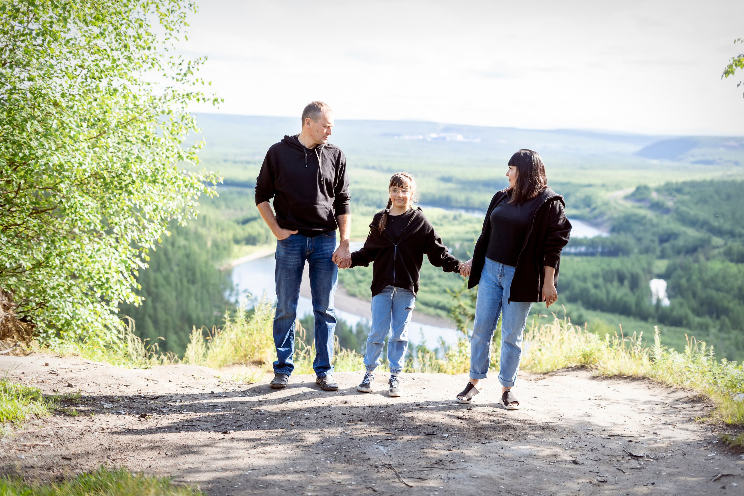 Летняя прогулка на АЯМовской скале. Семейный и детский фотограф в Хабаровске Анна Гриневич