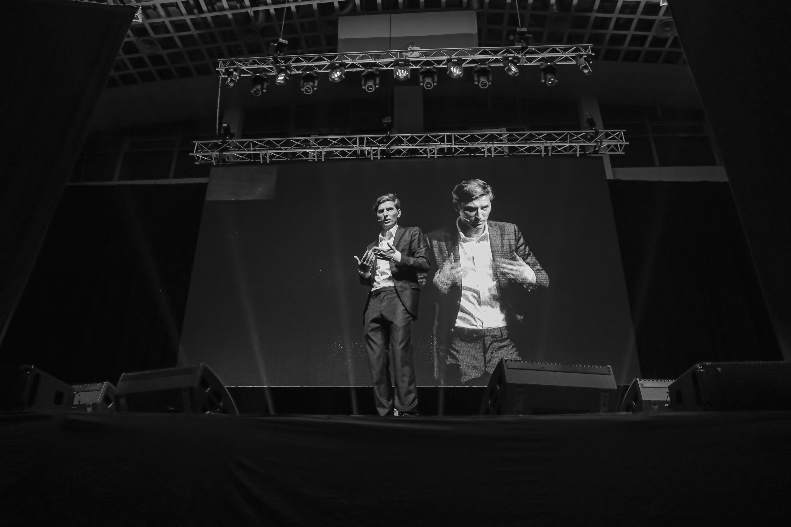 «ПАВЕЛ ВОЛЯ STAND-UP». Photographer Viktoriya Markushina «My world throug»