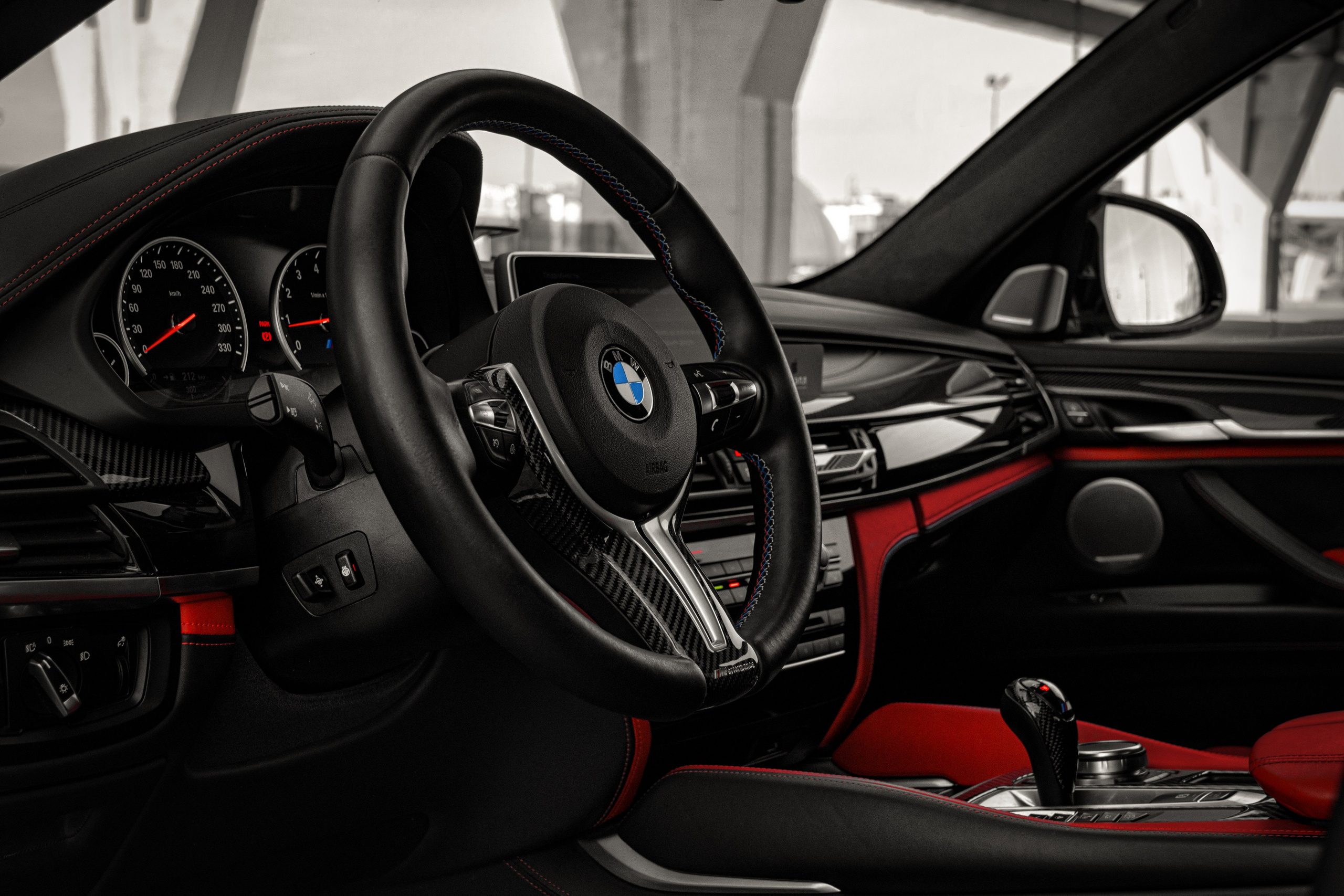 BMW X6M. Антон Незримый | Фотограф в Санкт-Петербурге