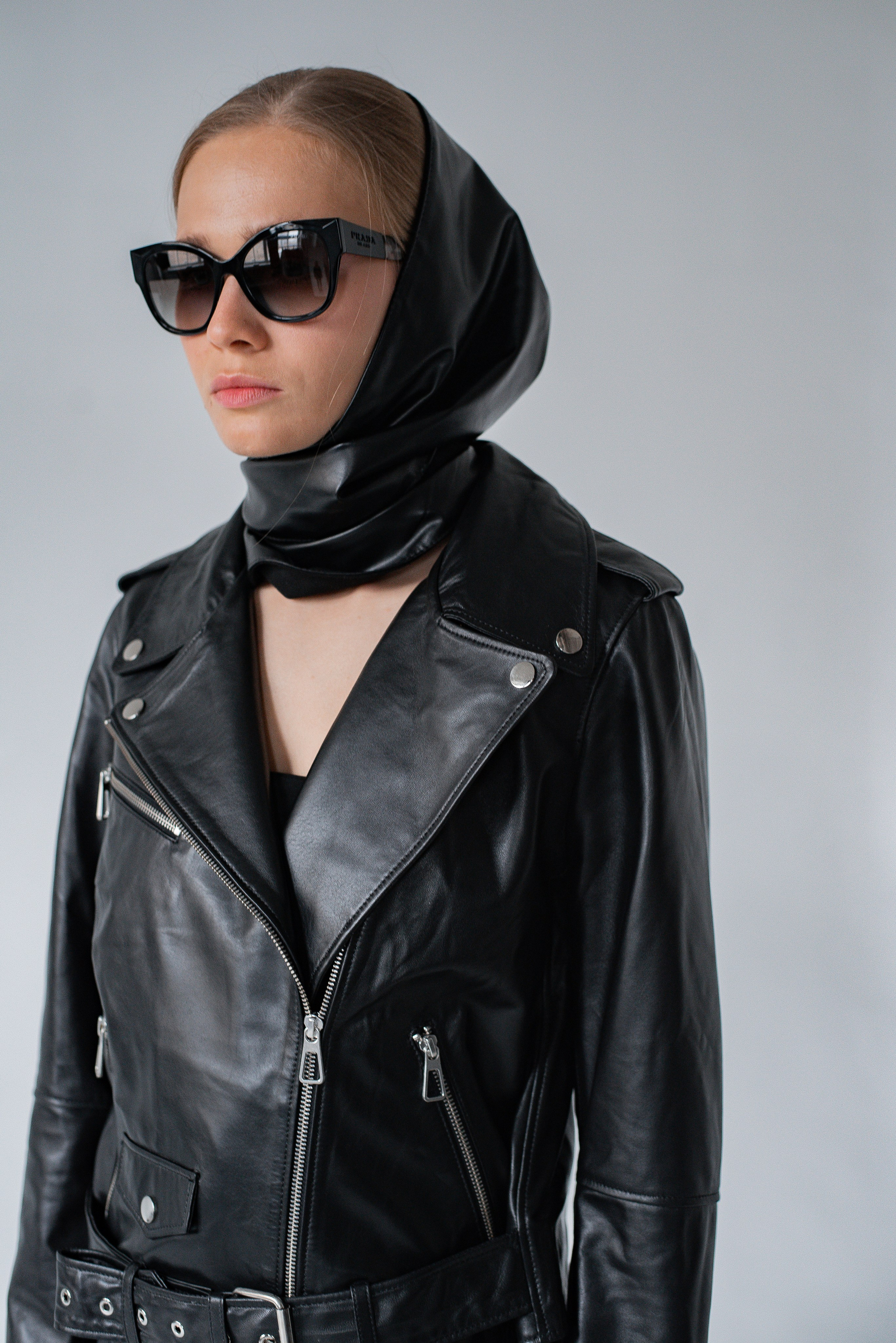 Куртки (фон). Контент фотограф в Москве Лихачева Ксения