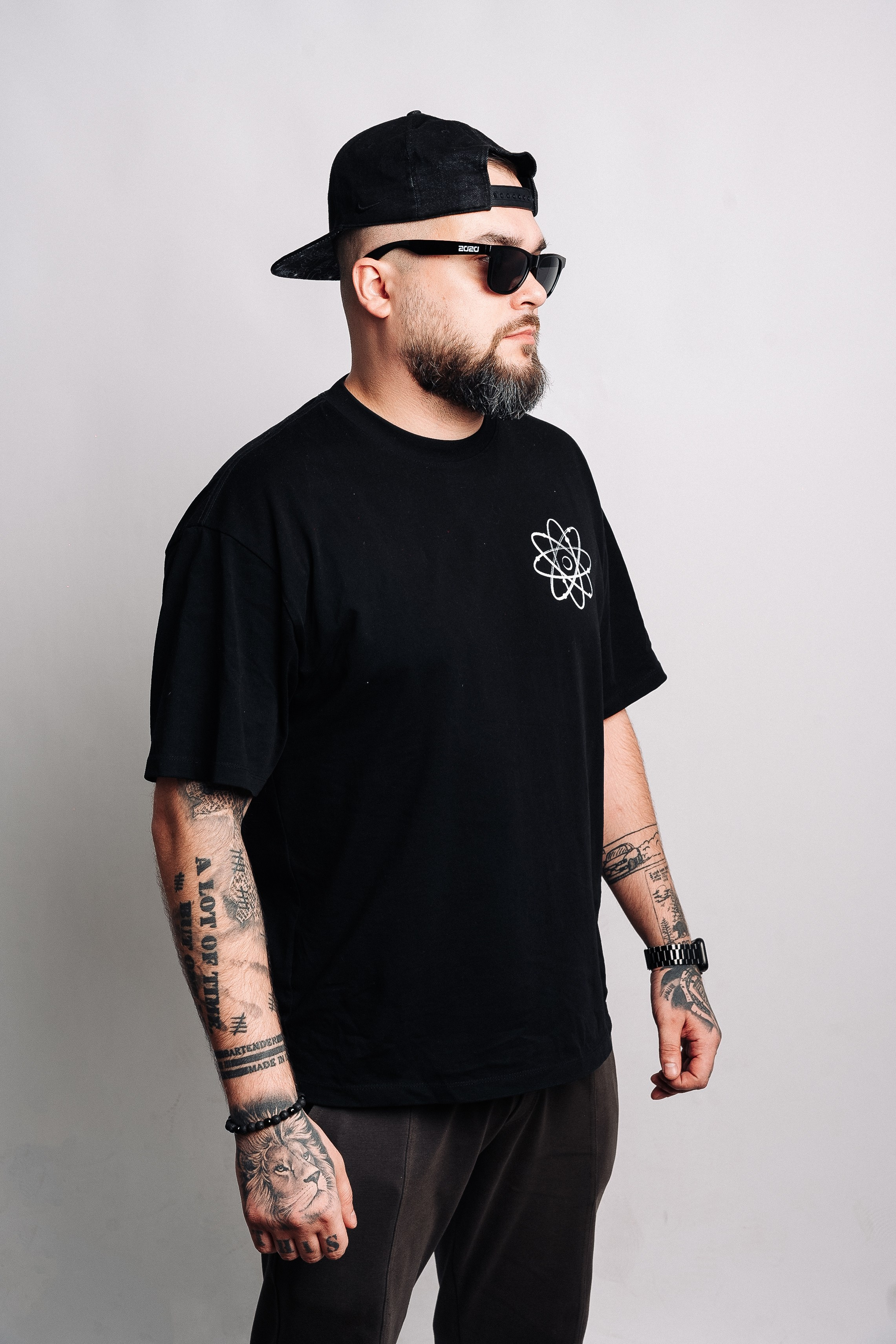 Футболки Коммьюнити. Фотограф в Хабаровске Швендых Рудольф