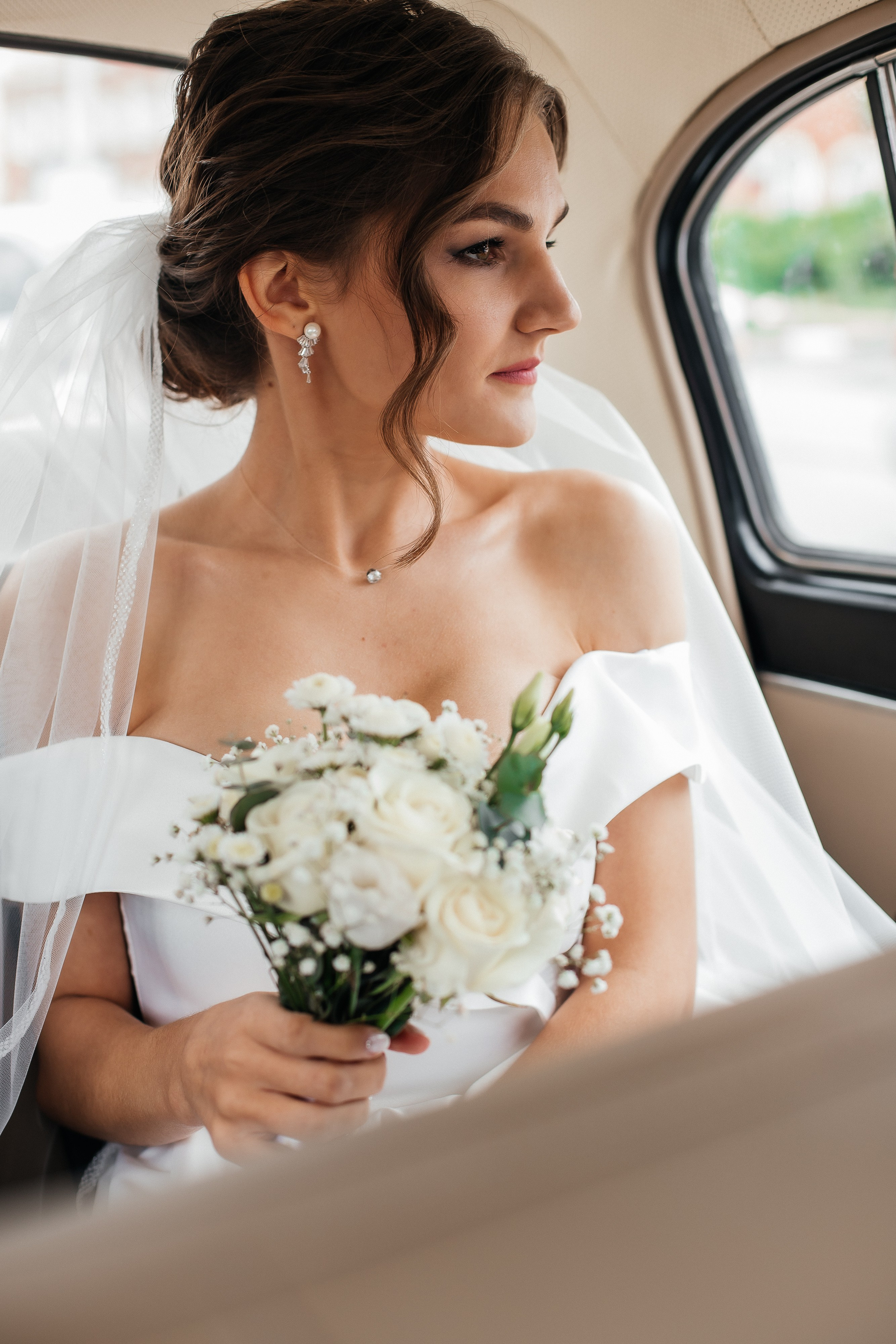 Пасмурно, гости, лимузин. Креативный и женский Фотограф Омске Наталья Лебедева