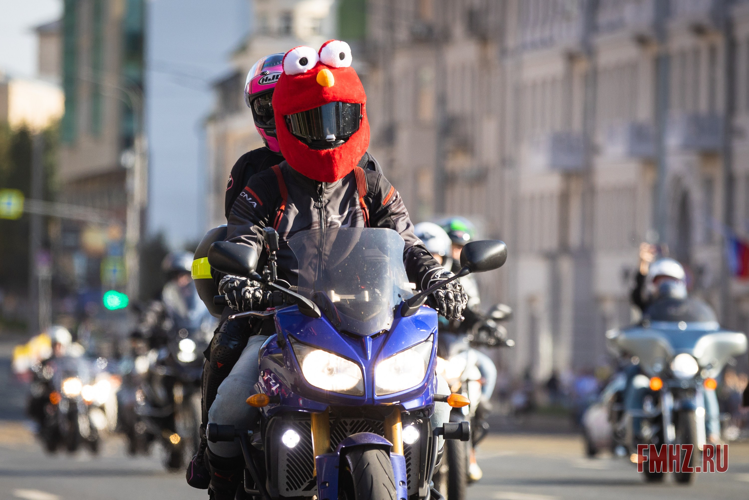 Закрытие Мотосезона 2023 на проспекте Академика Сахарова. Фотограф Владимир Охрименко