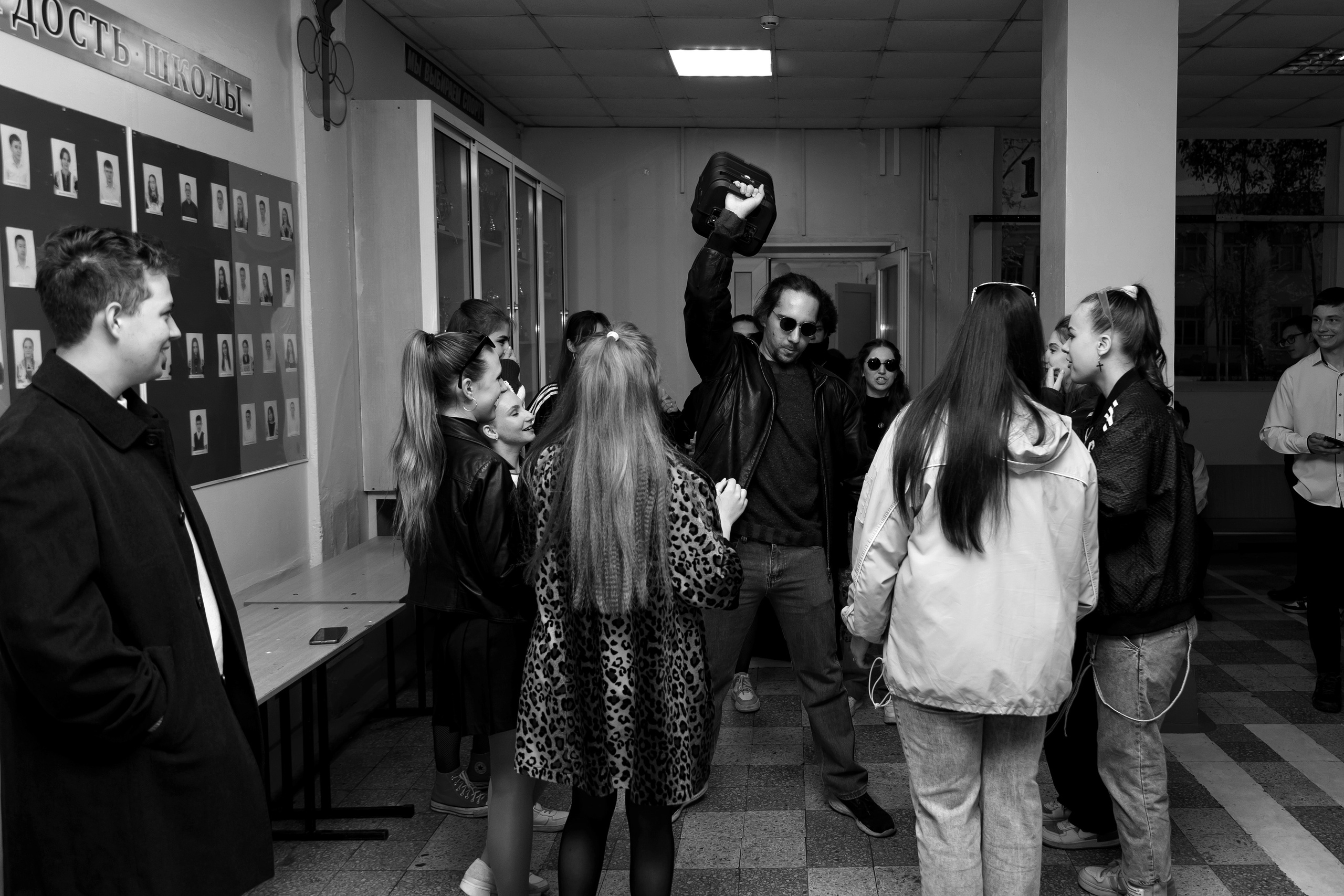 11 класс день не послушания в школе. Фотограф Любовь Корниенко, Примоский край