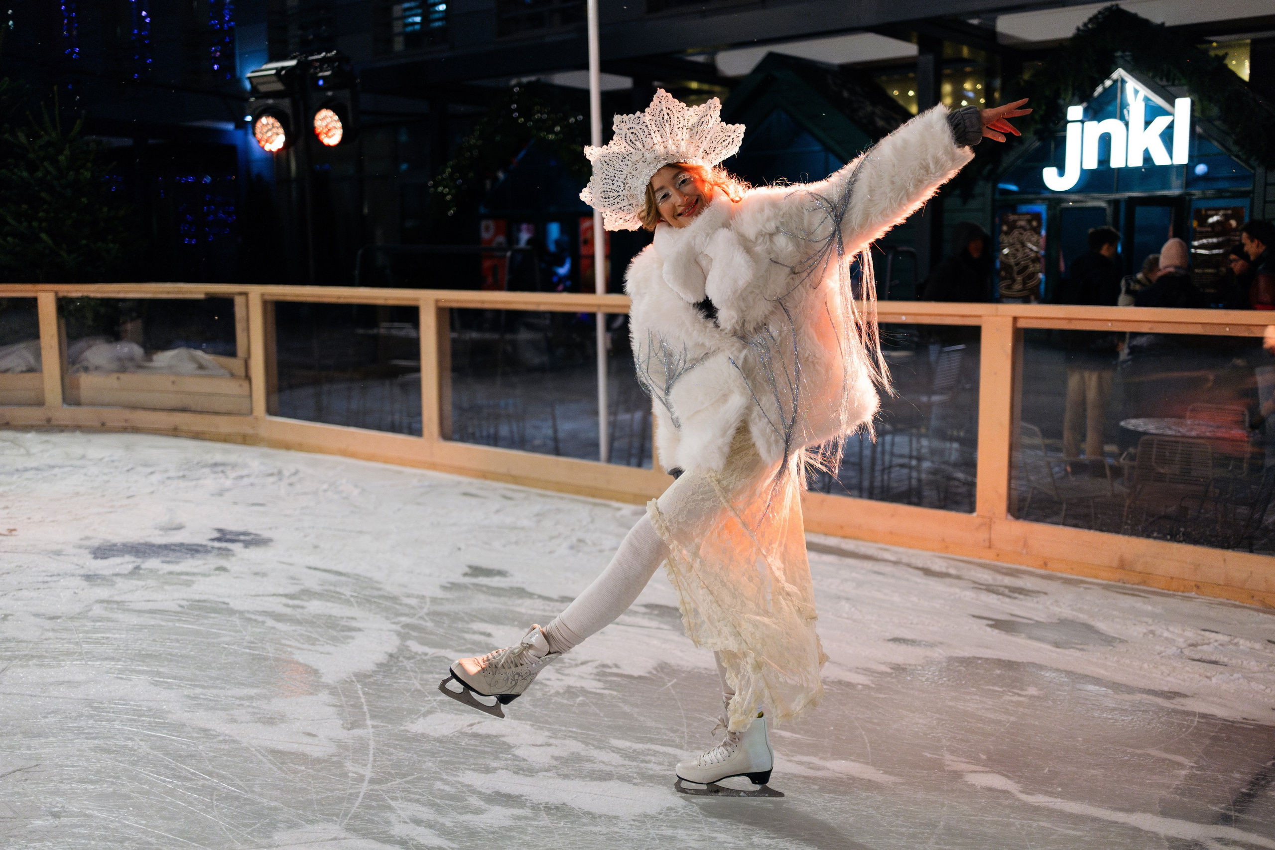 Открытие катка Яндекса. Репортажный фотограф в Москве Лера Зиновьева