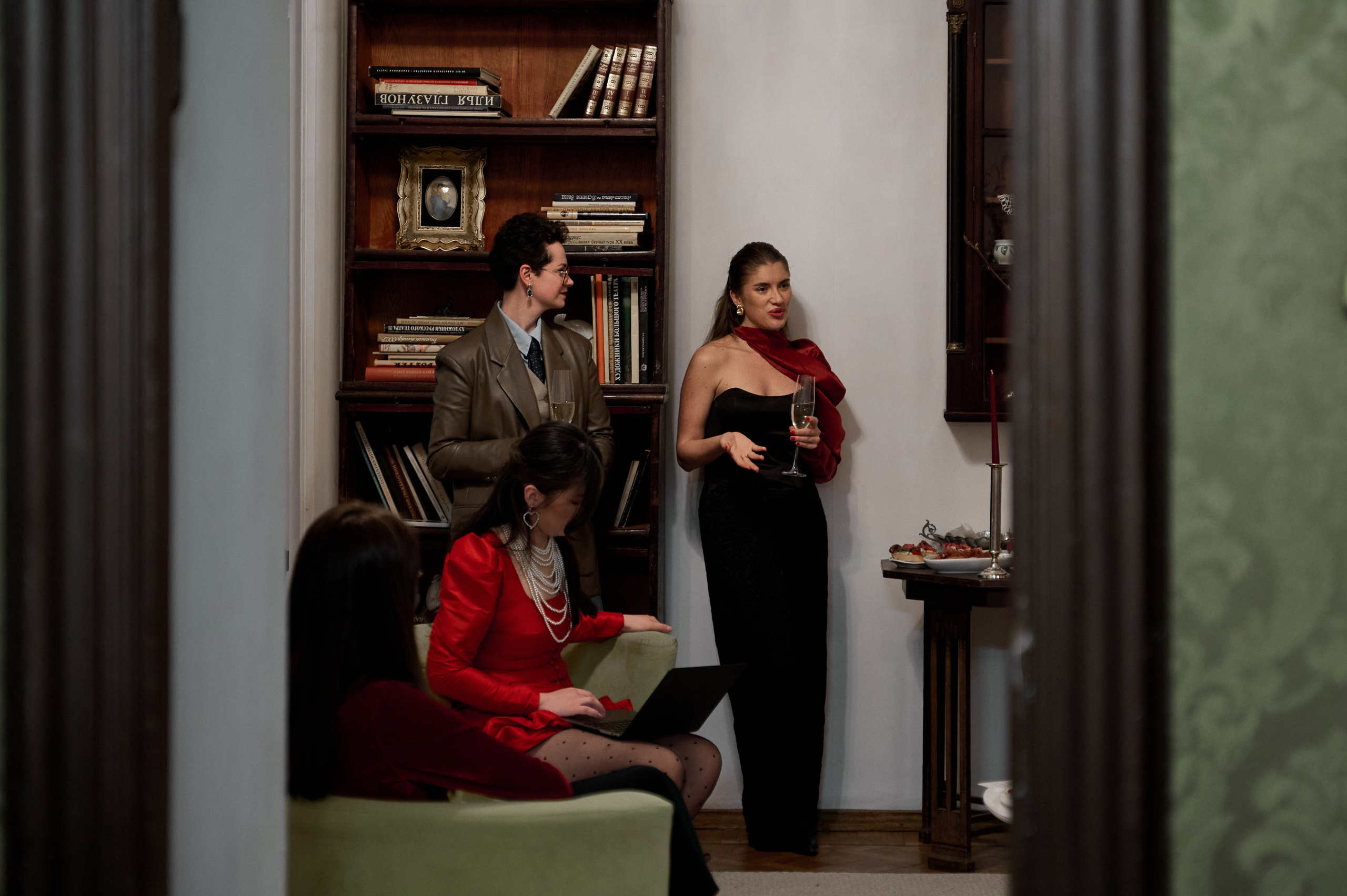 День рождения в исторической квартире. Анна Гончарова свадебный и репортажный фотограф в Москве