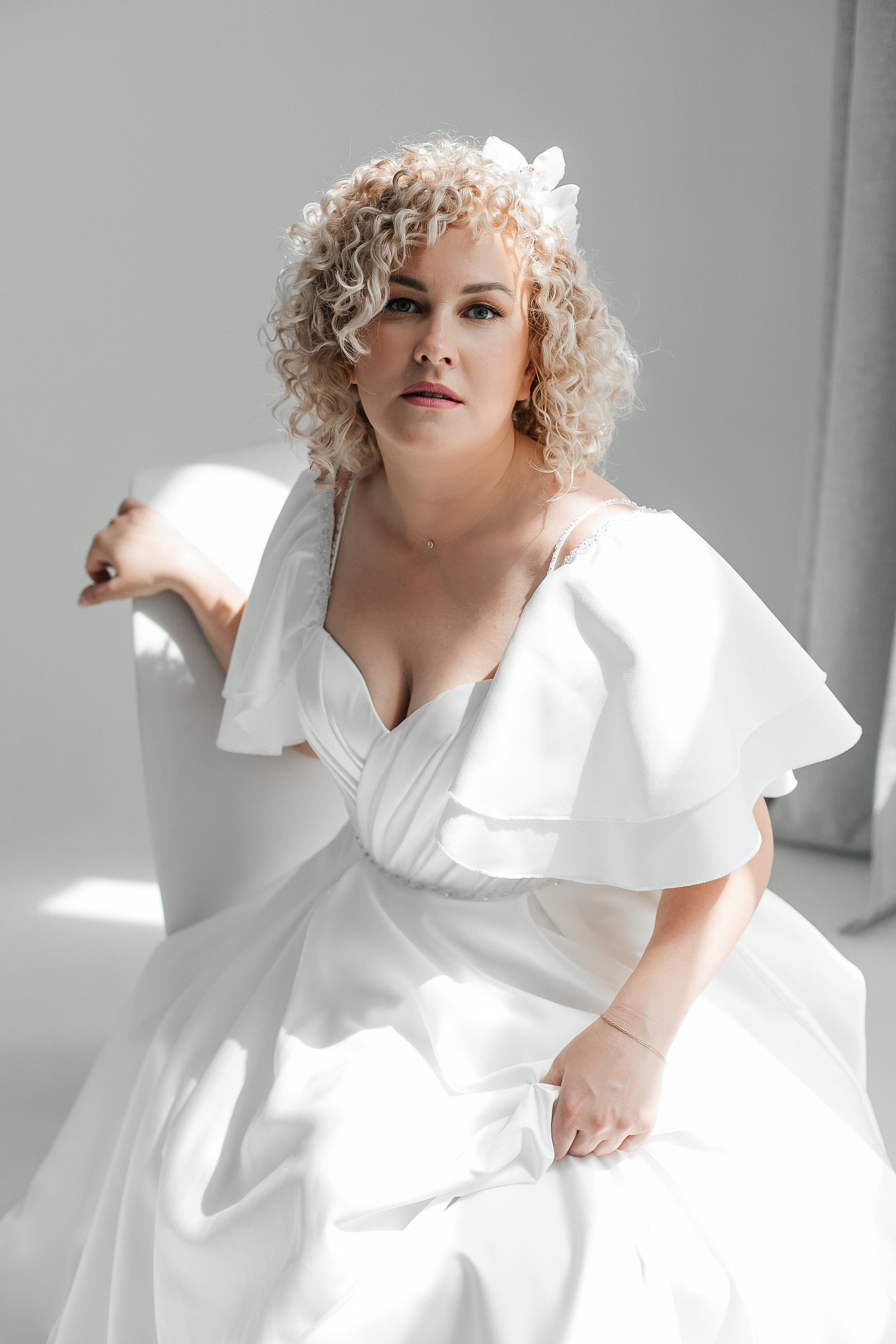 Кудряшки, лето, парк, пижо. Креативный и женский Фотограф Омске Наталья Лебедева