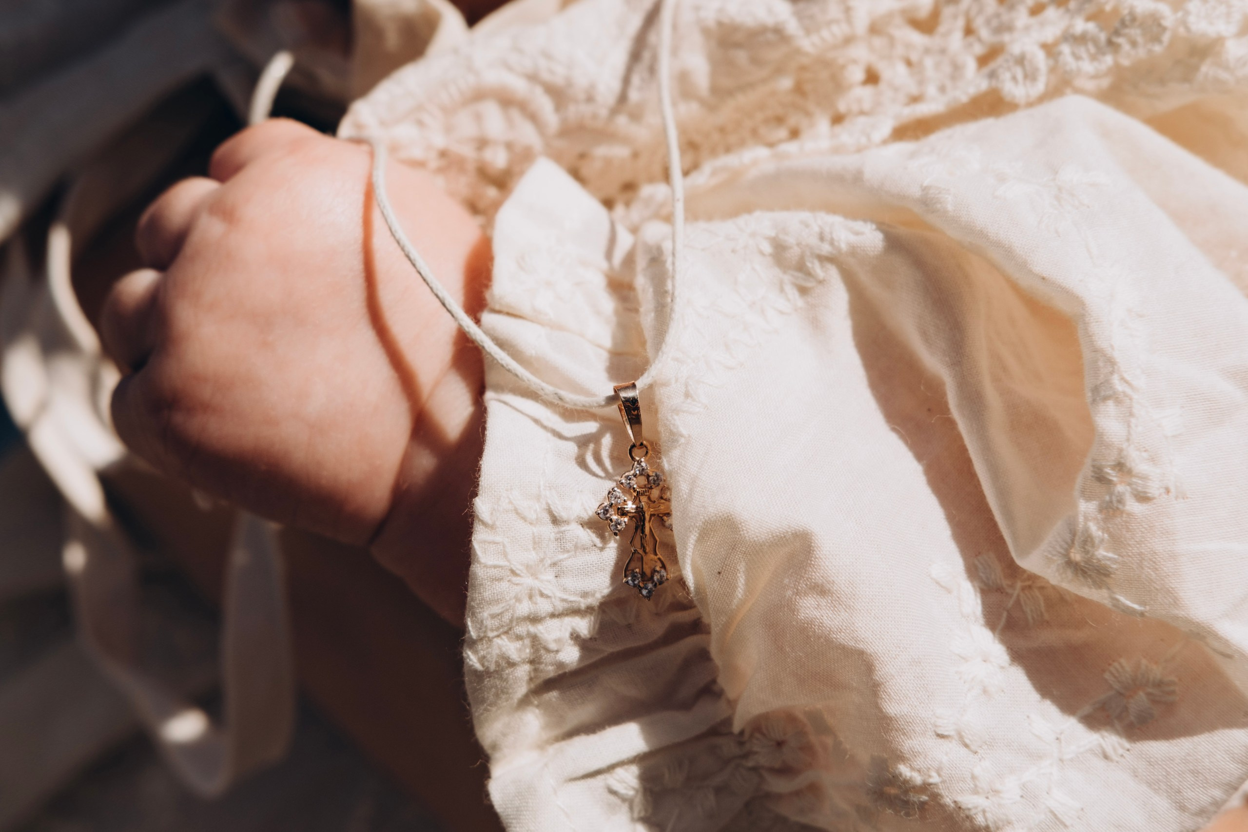 Крещение Теоны. Главная