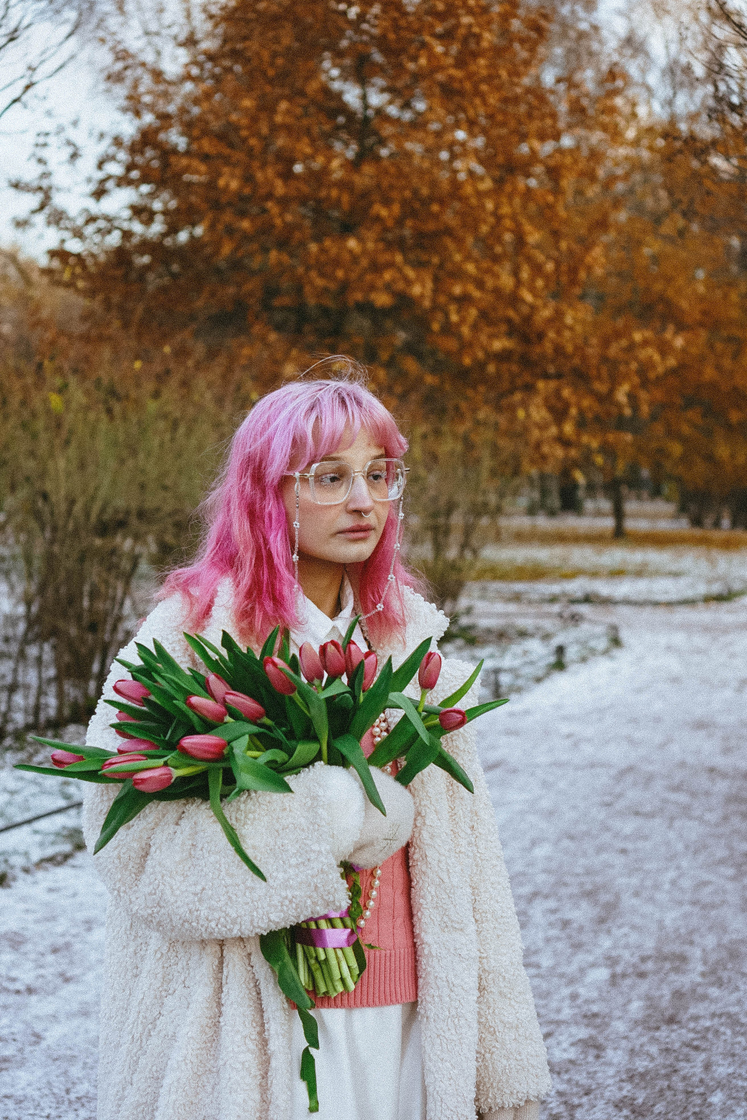 Прогулочная фотосессия с тюльпанами. Профессиональный фотограф, Санкт-Петербург — Виктория Богомолова
