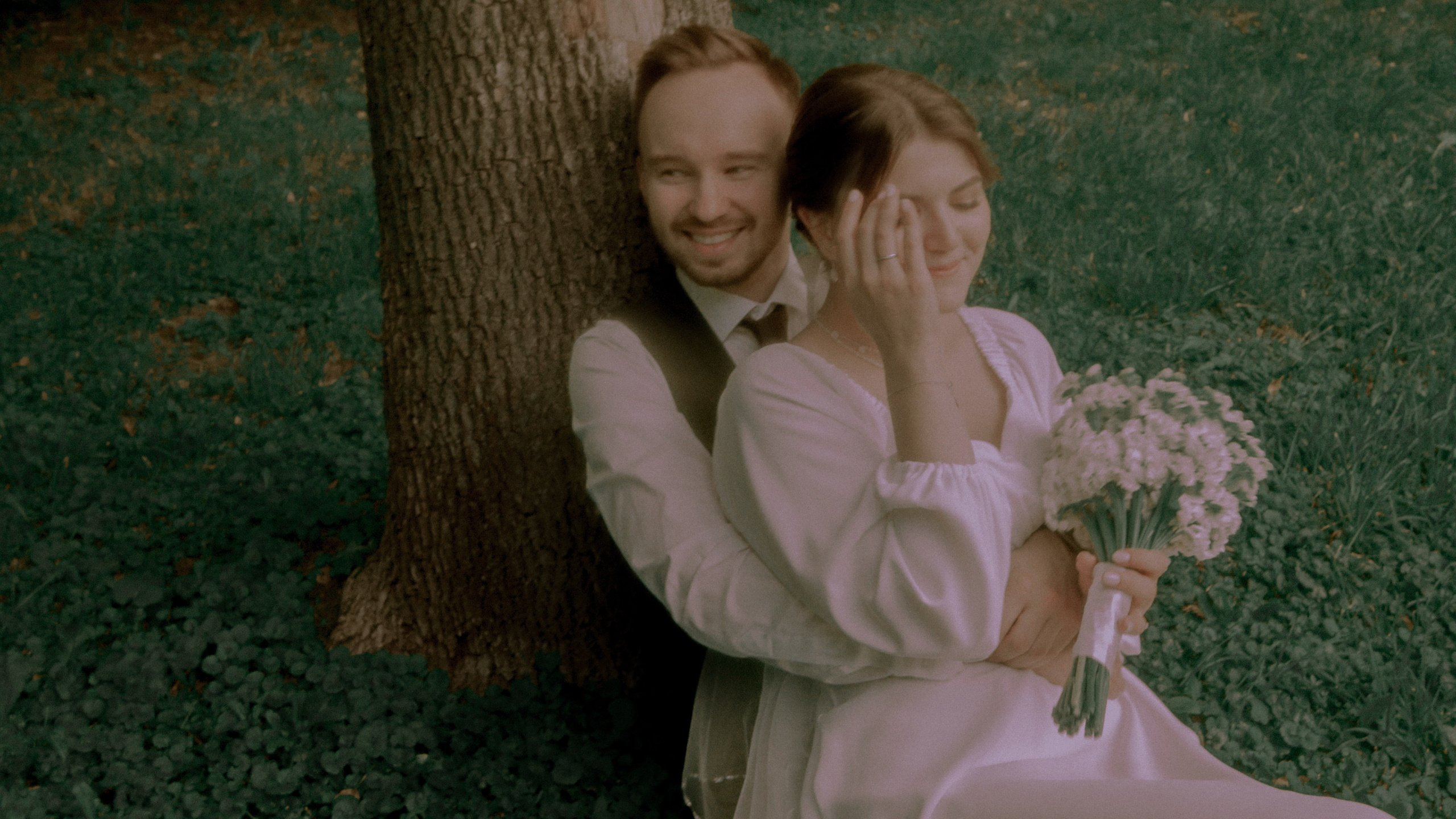 Москва как декорация любви — свадебная фотосессия в городе и на природе. Свадебный фотограф в Санкт-Петербурге Миша Репина