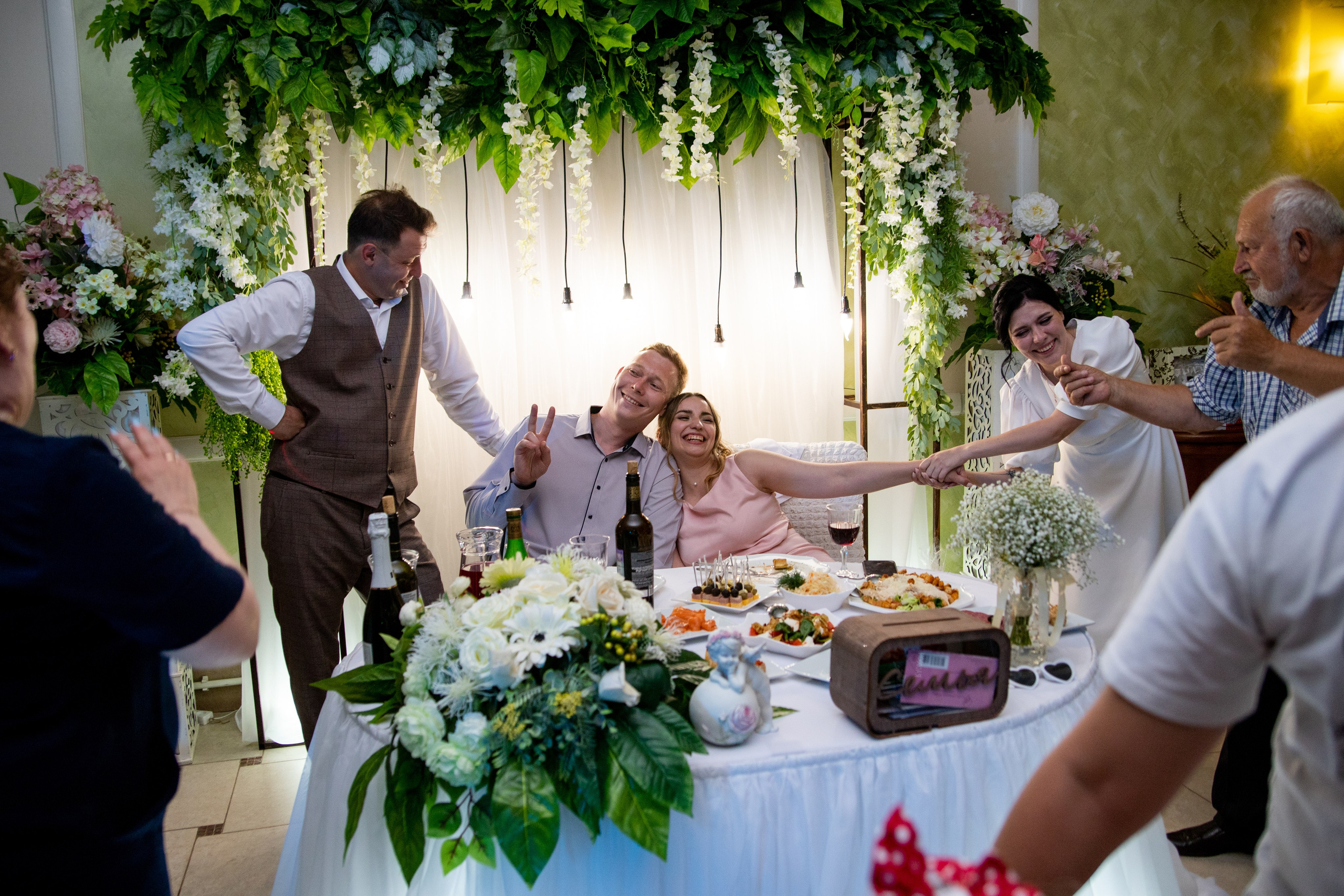 Виктор + Влада. Свадебный и семейный фотограф в Михайловке Полина Крипс