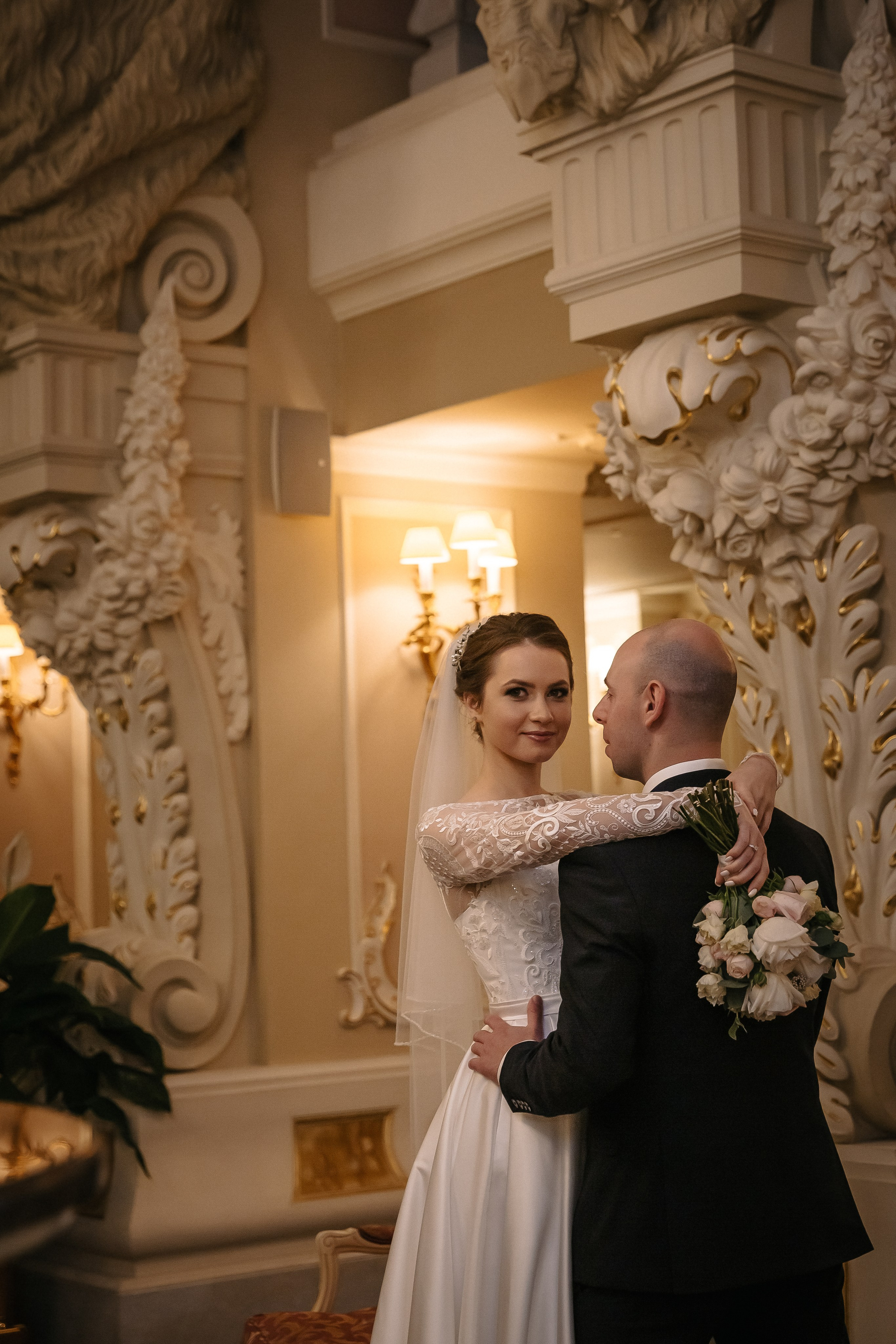 ОКТЯБРЬ | Дворец № 1 Талион, Особняк военного министра. Свадебный фотограф в Санкт-Петербурге Полина Корзухина