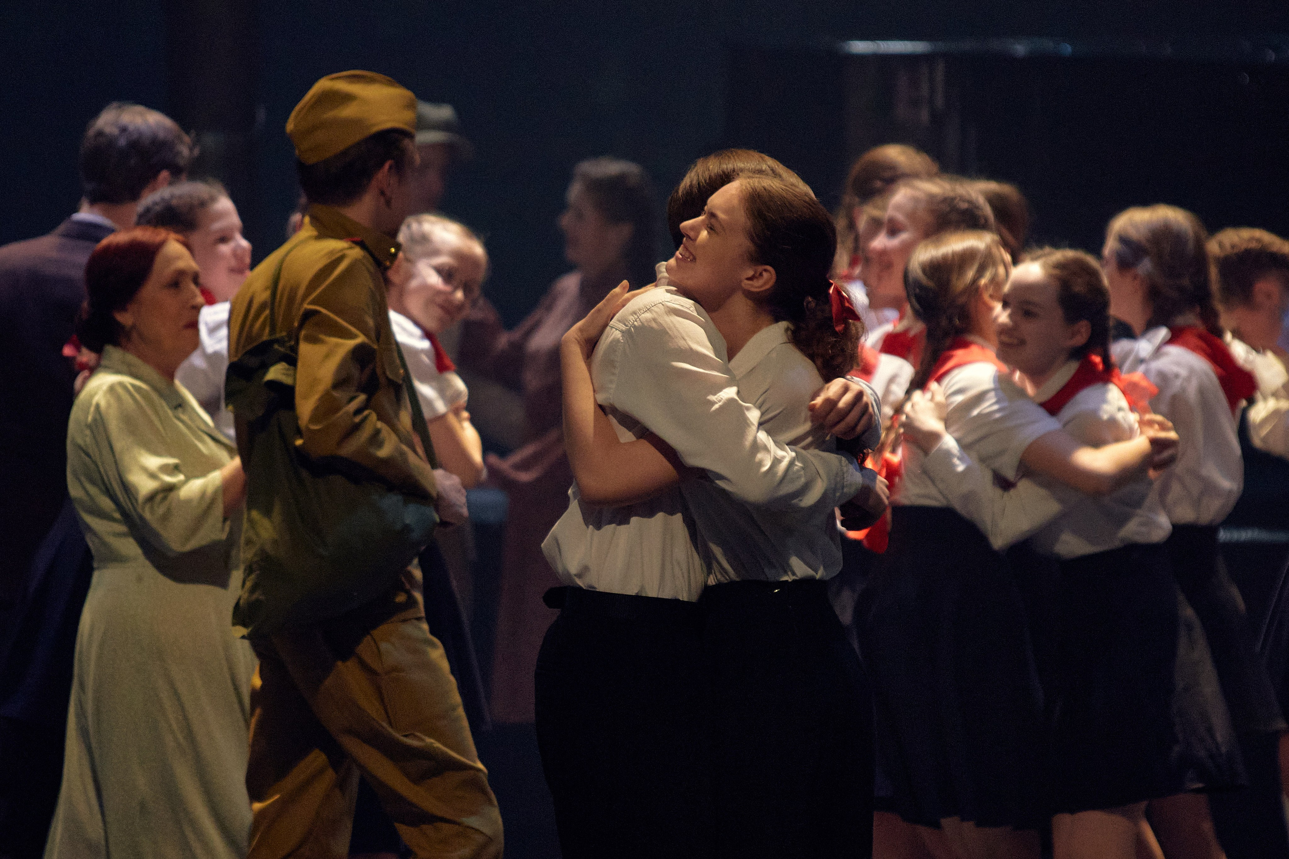 Летят журавли. Фотограф Юлия Маринина