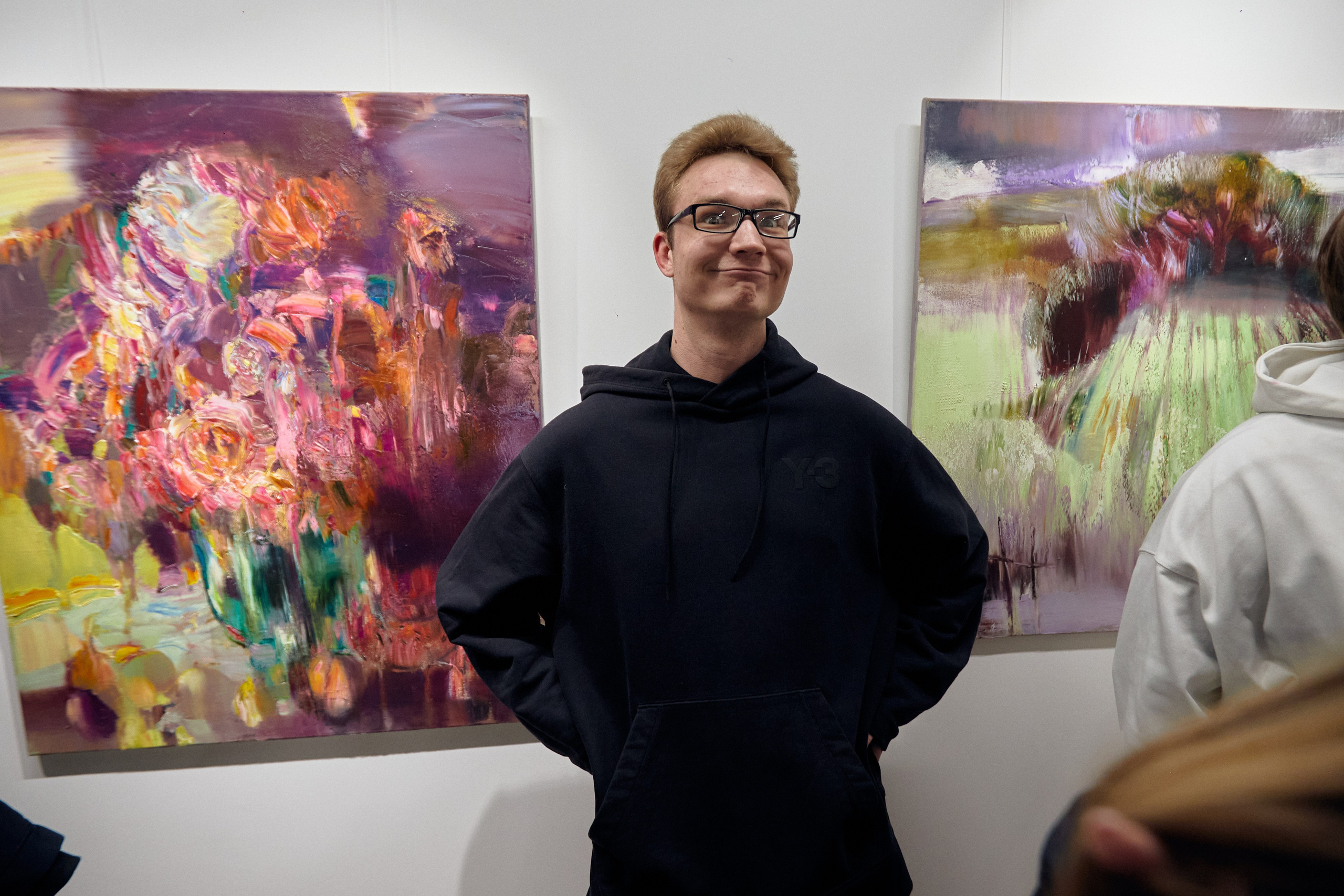 Открытие выставки краснодарской художницы Ларисы Блохиной. Фотограф Юлия Маринина