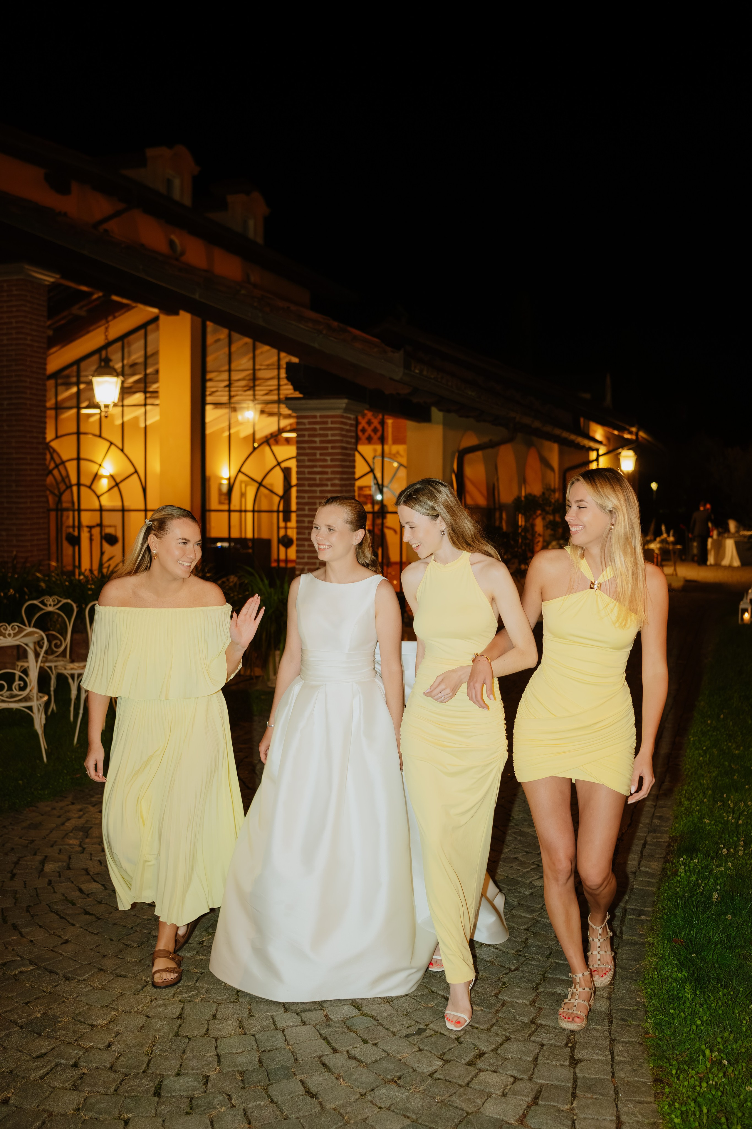 Vera & Lorenzo | Biella, Italy. Professional Wedding Photographer Geneva & Romande Switzerland | Tanya Creator