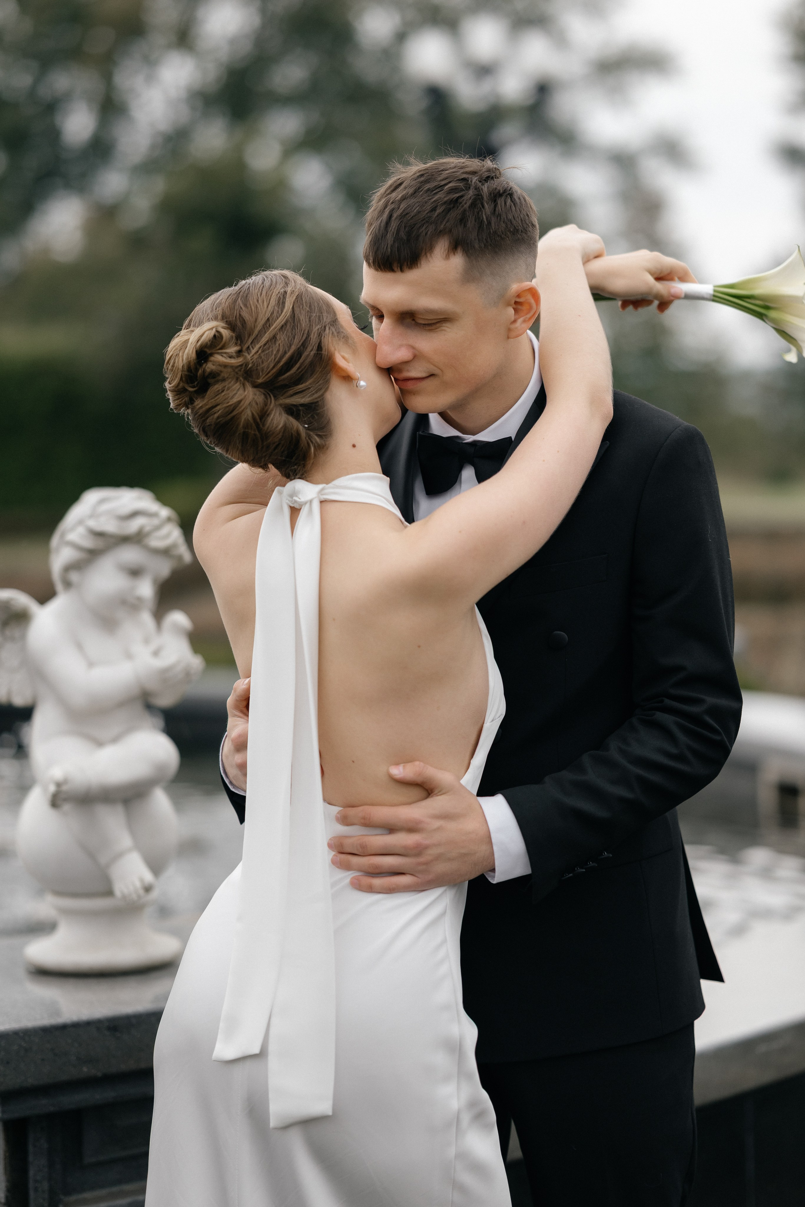 Wedding day in Martinique Bar. Wedding PHOTOGRAPHER Andrew Vnukov