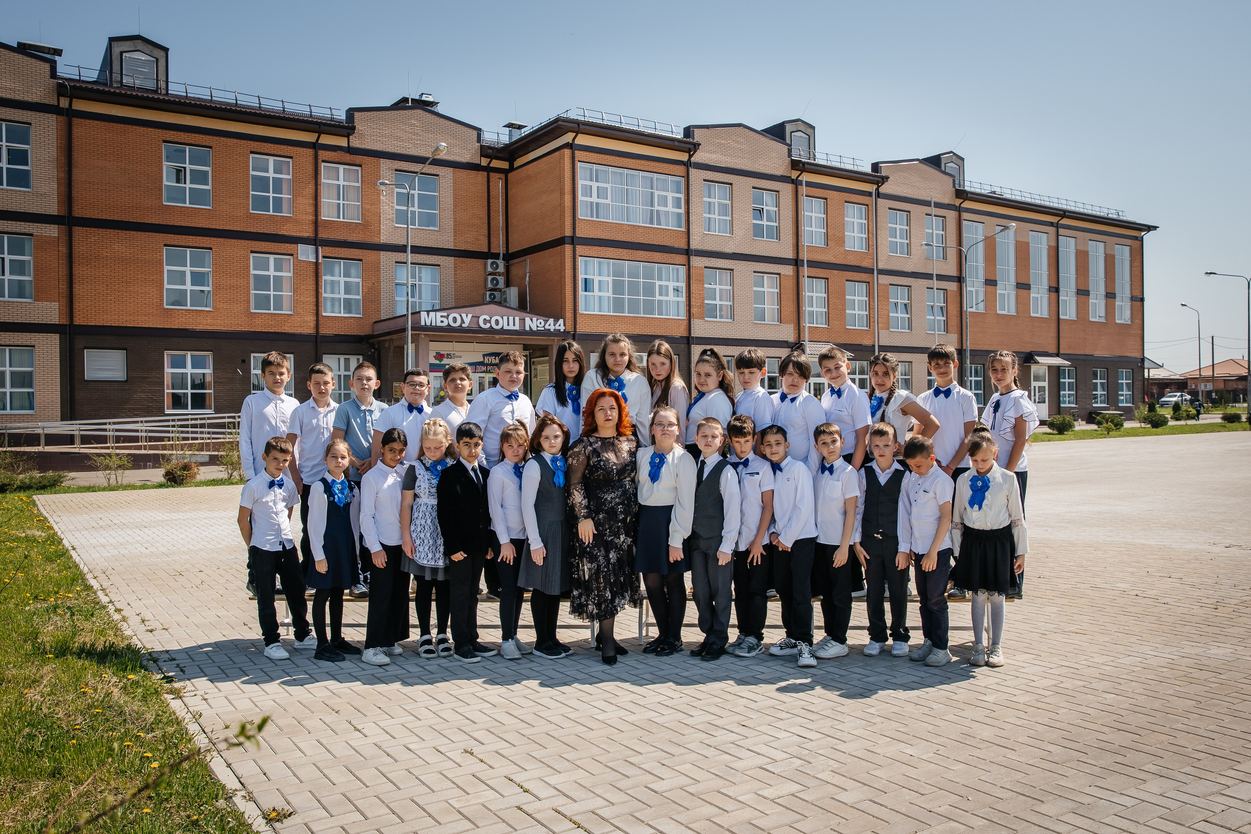 Фотосессия в начальной школе Крымск. Фотограф Любава Колесник. Выпускные альбомы в Крымском районе