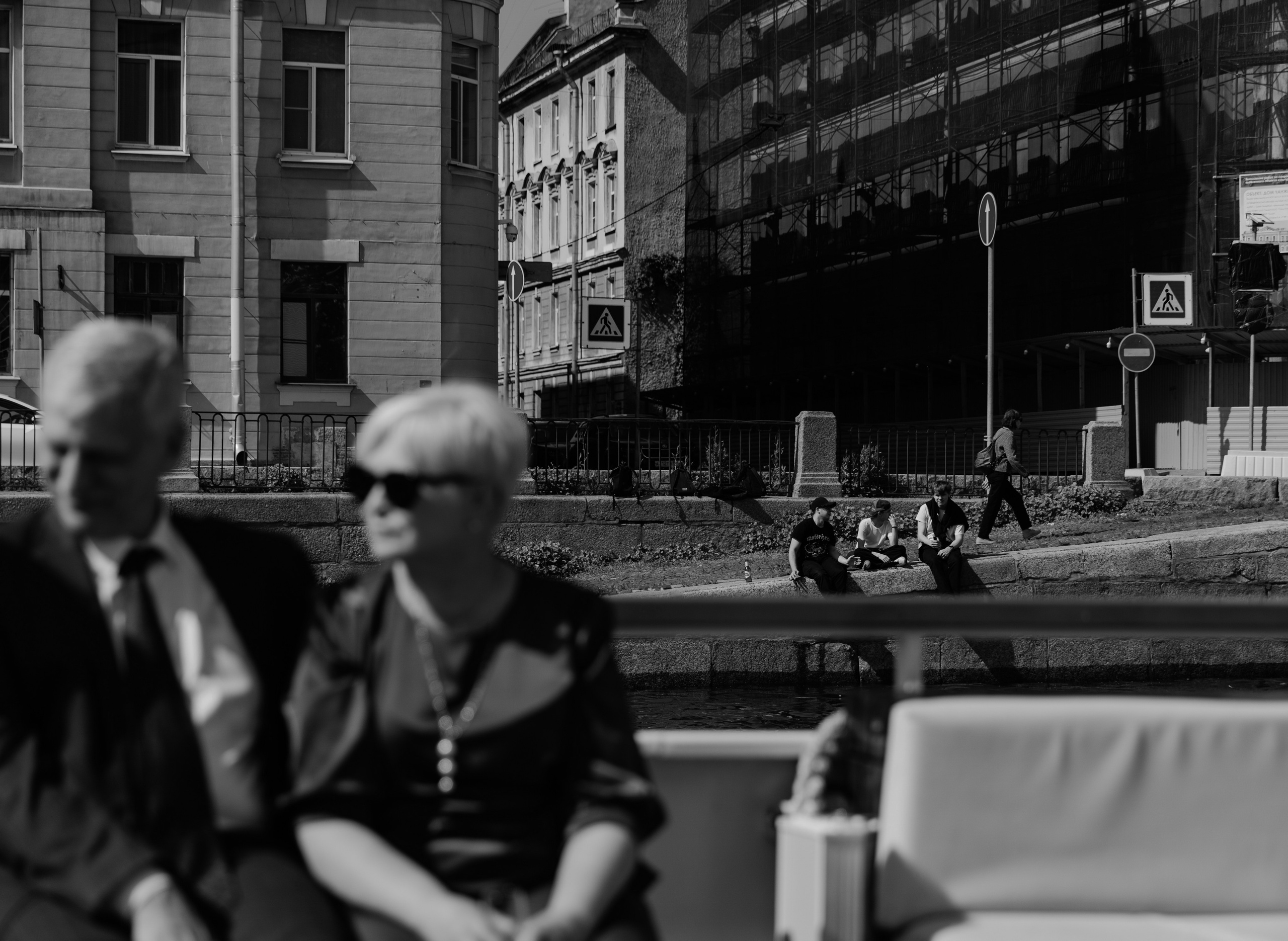 Двери Петроградки. Свадебный и репортажный фотограф в Санкт-Петербурге