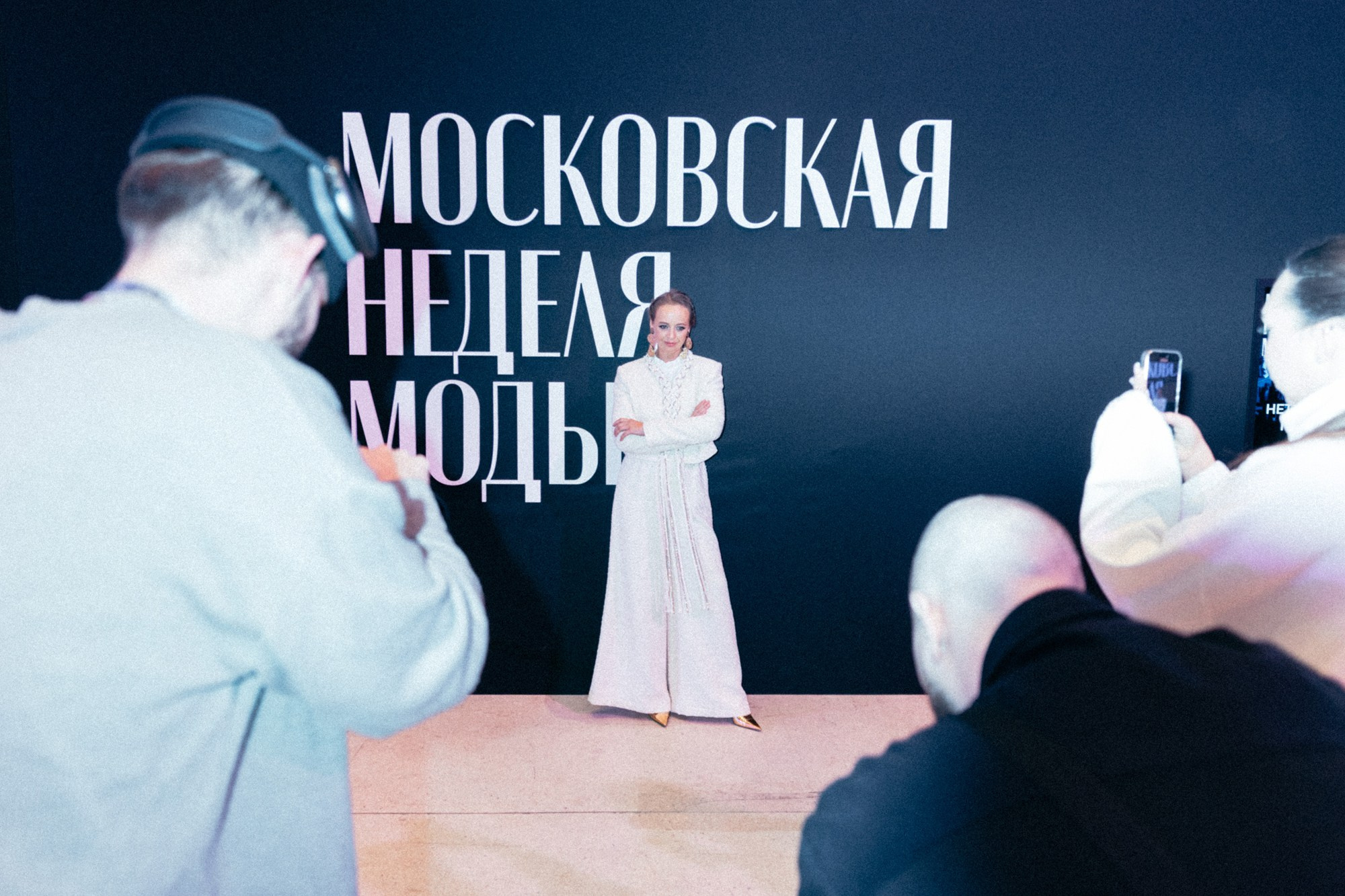 Где мода снимает маски. Backstage недели моды в Москве. Татьяна Фомичева. Репортажный и светский фотограф в Москве