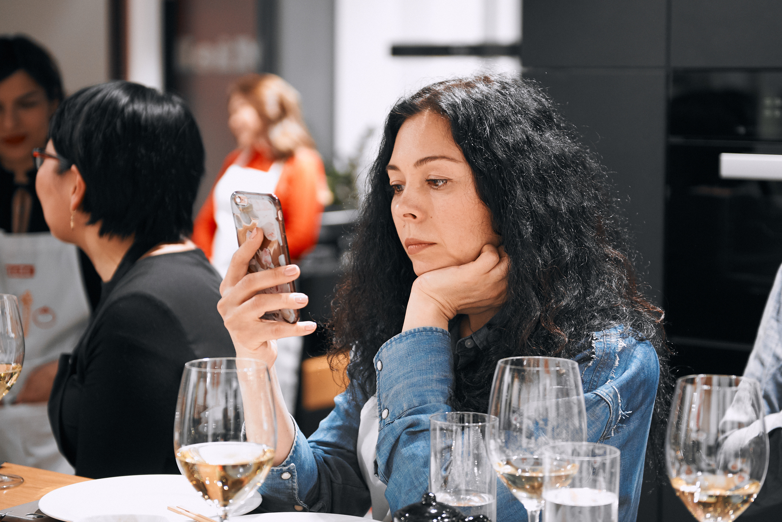 Фотосъёмка в магазине. Артём Савиных — профессиональный фотограф в Москве | Репортажи, свадьбы, портреты