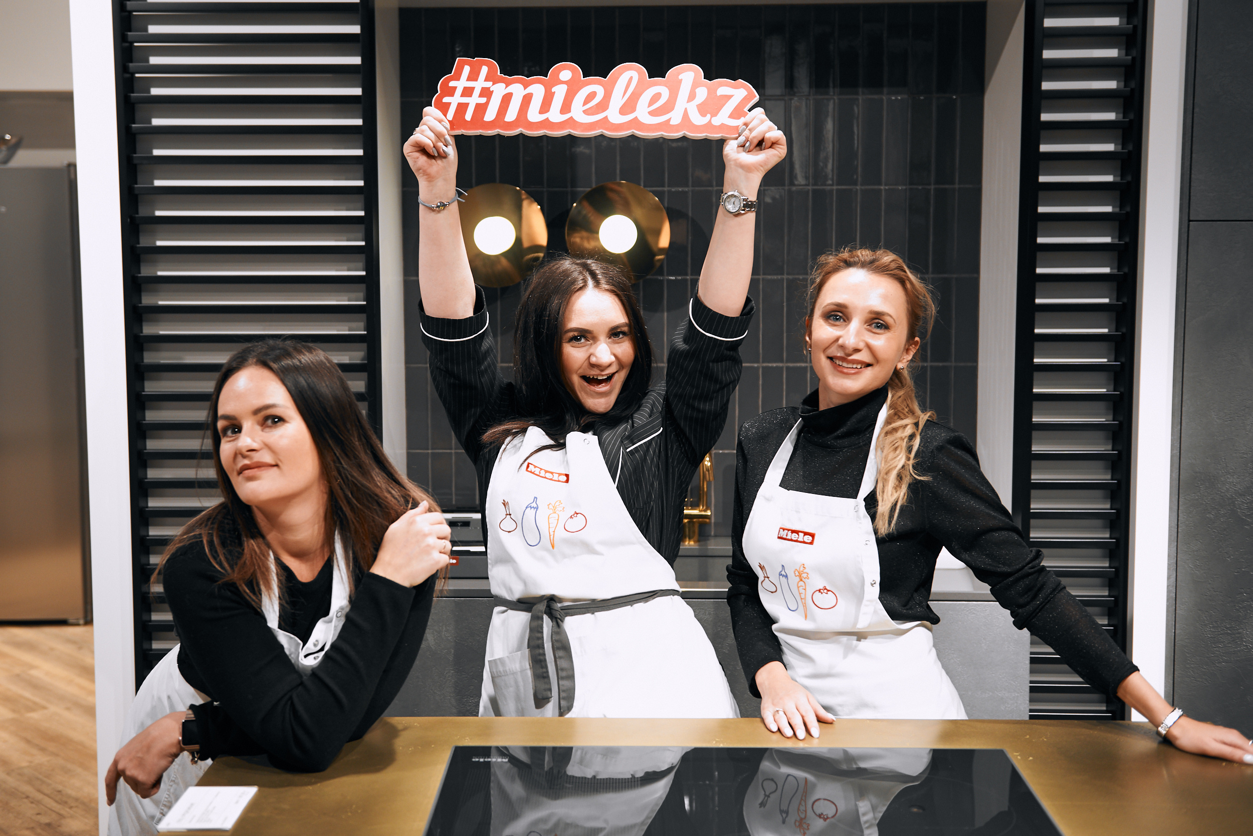 Фотосъёмка в магазине. Артём Савиных — профессиональный фотограф в Москве | Репортажи, свадьбы, портреты