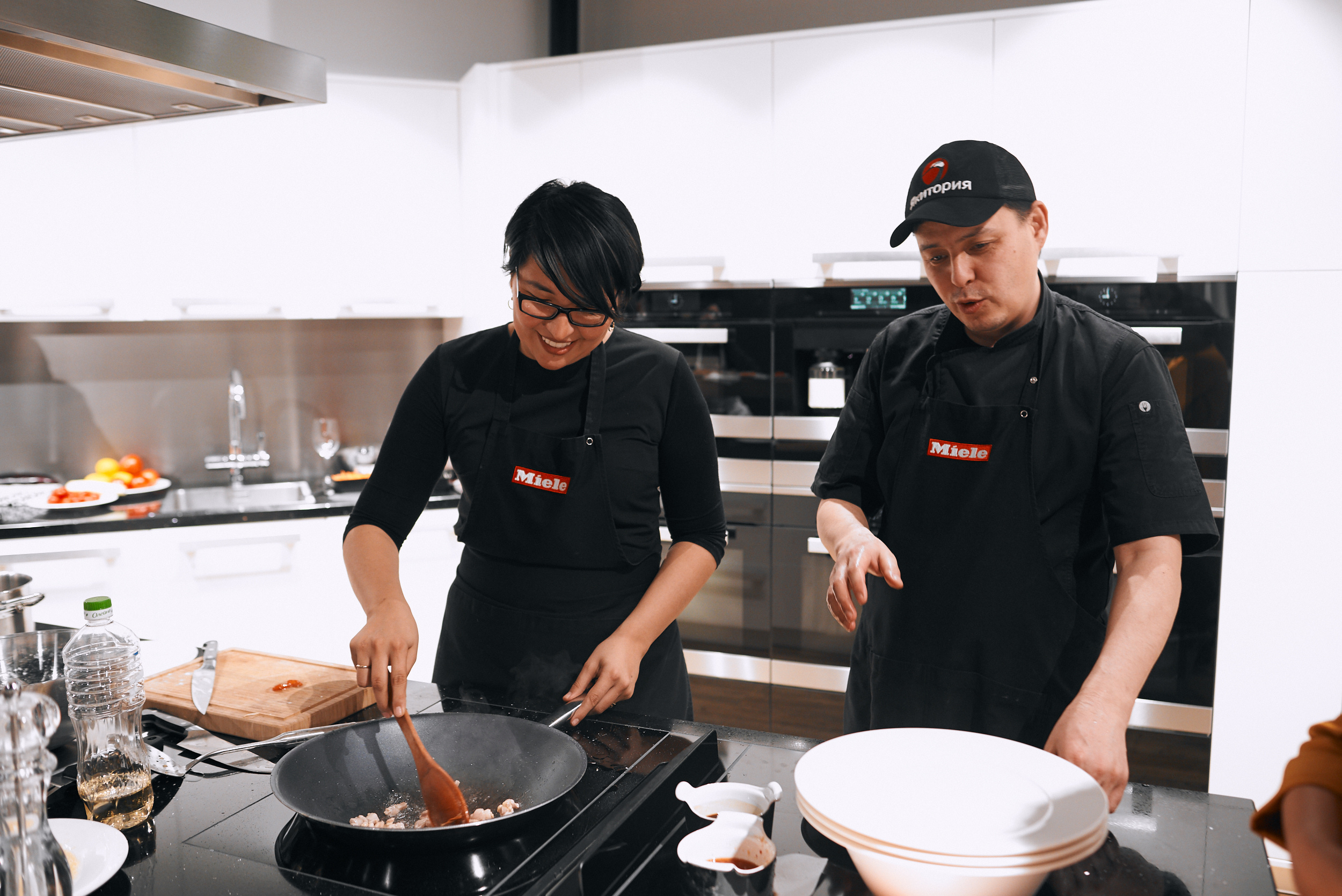 Фотосъёмка в магазине. Артём Савиных — профессиональный фотограф в Москве | Репортажи, свадьбы, портреты