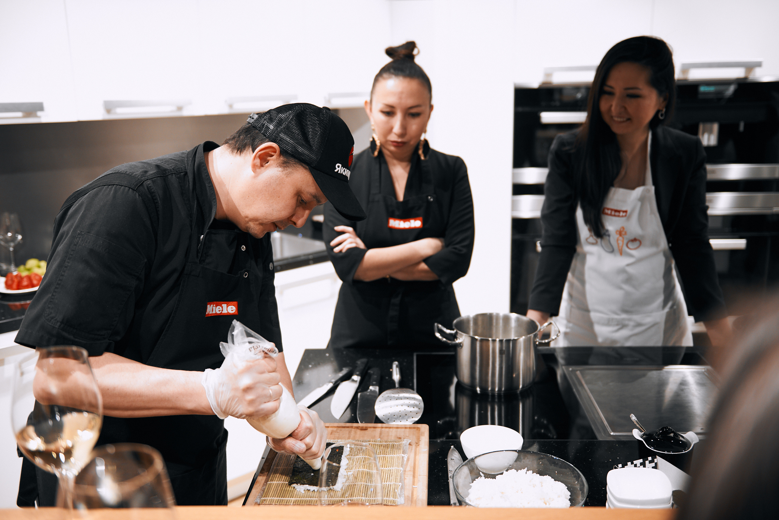 Фотосъёмка в магазине. Артём Савиных — профессиональный фотограф в Москве | Репортажи, свадьбы, портреты