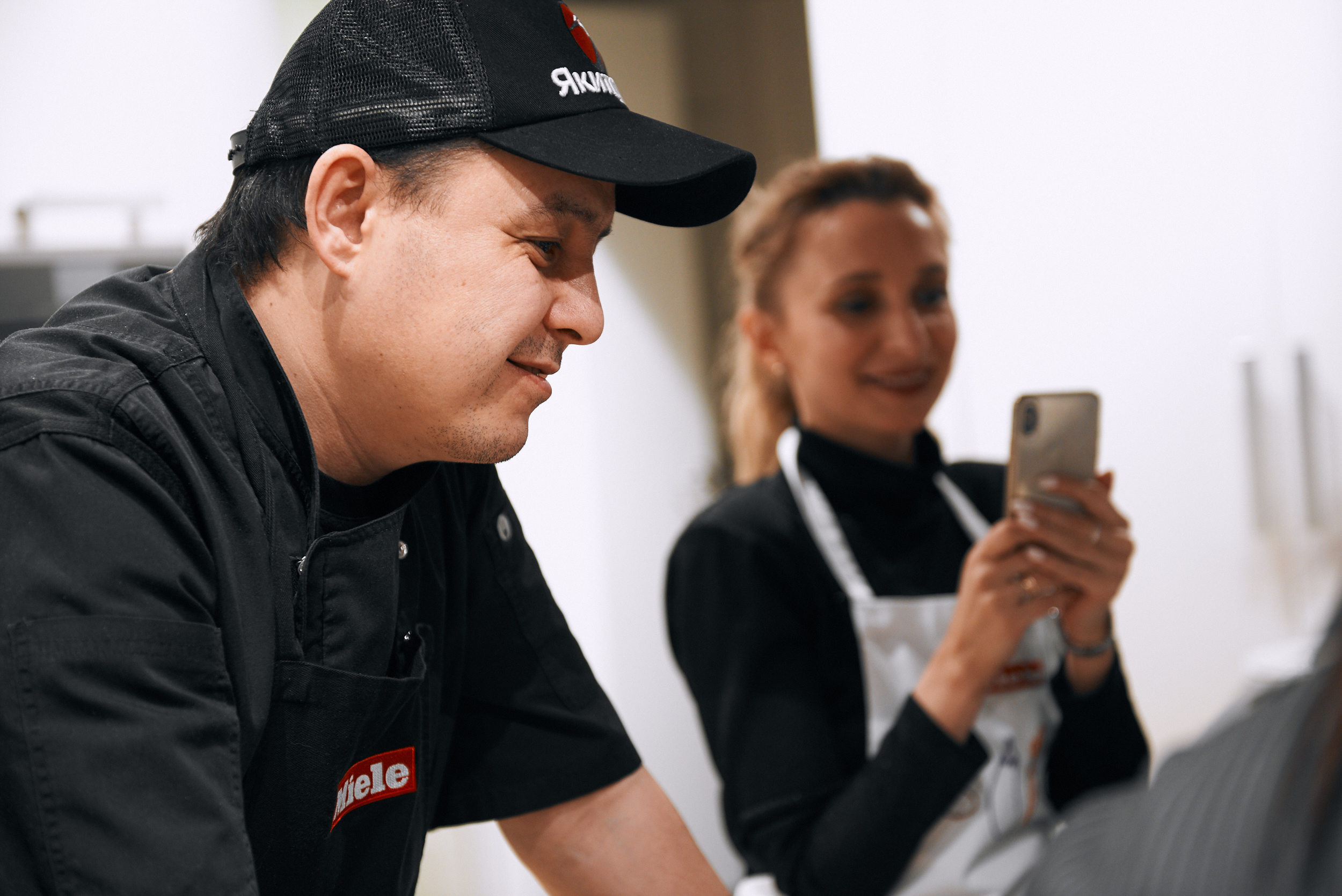 Фотосъёмка в магазине. Артём Савиных — профессиональный фотограф в Москве | Репортажи, свадьбы, портреты