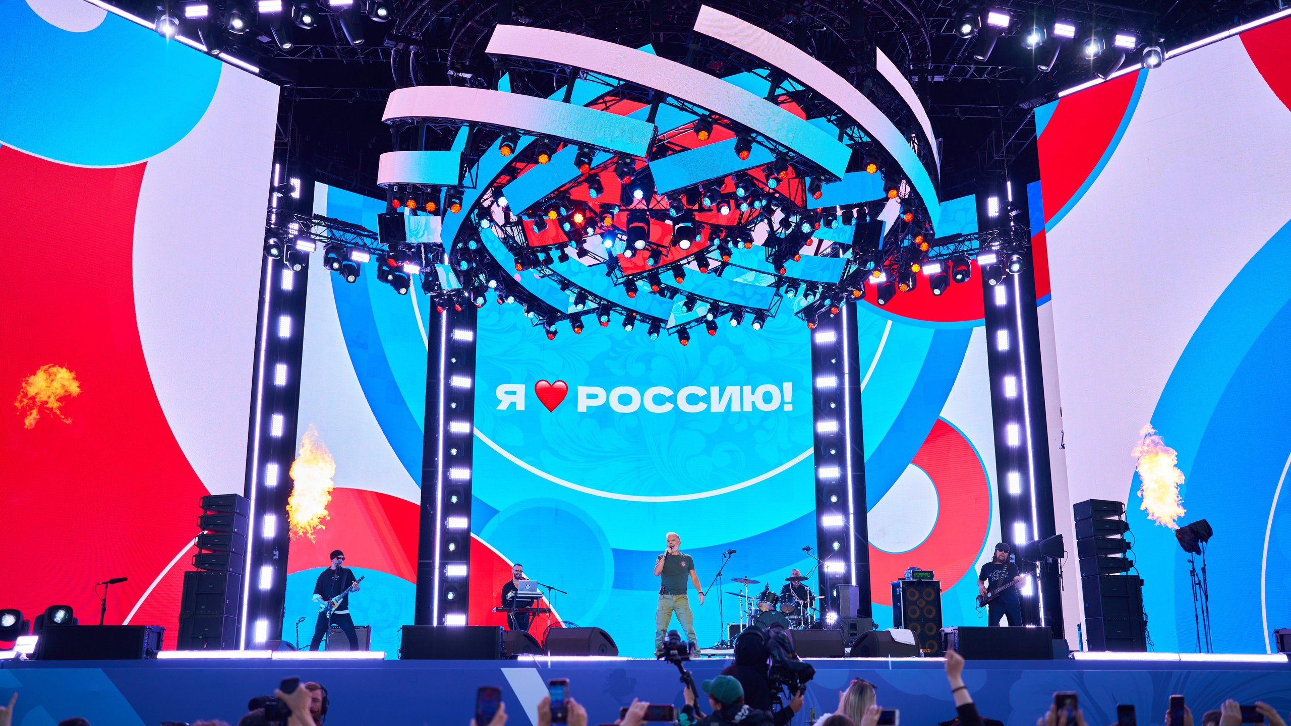 День России 2024. Сергей Горшенин — профессиональный фотограф