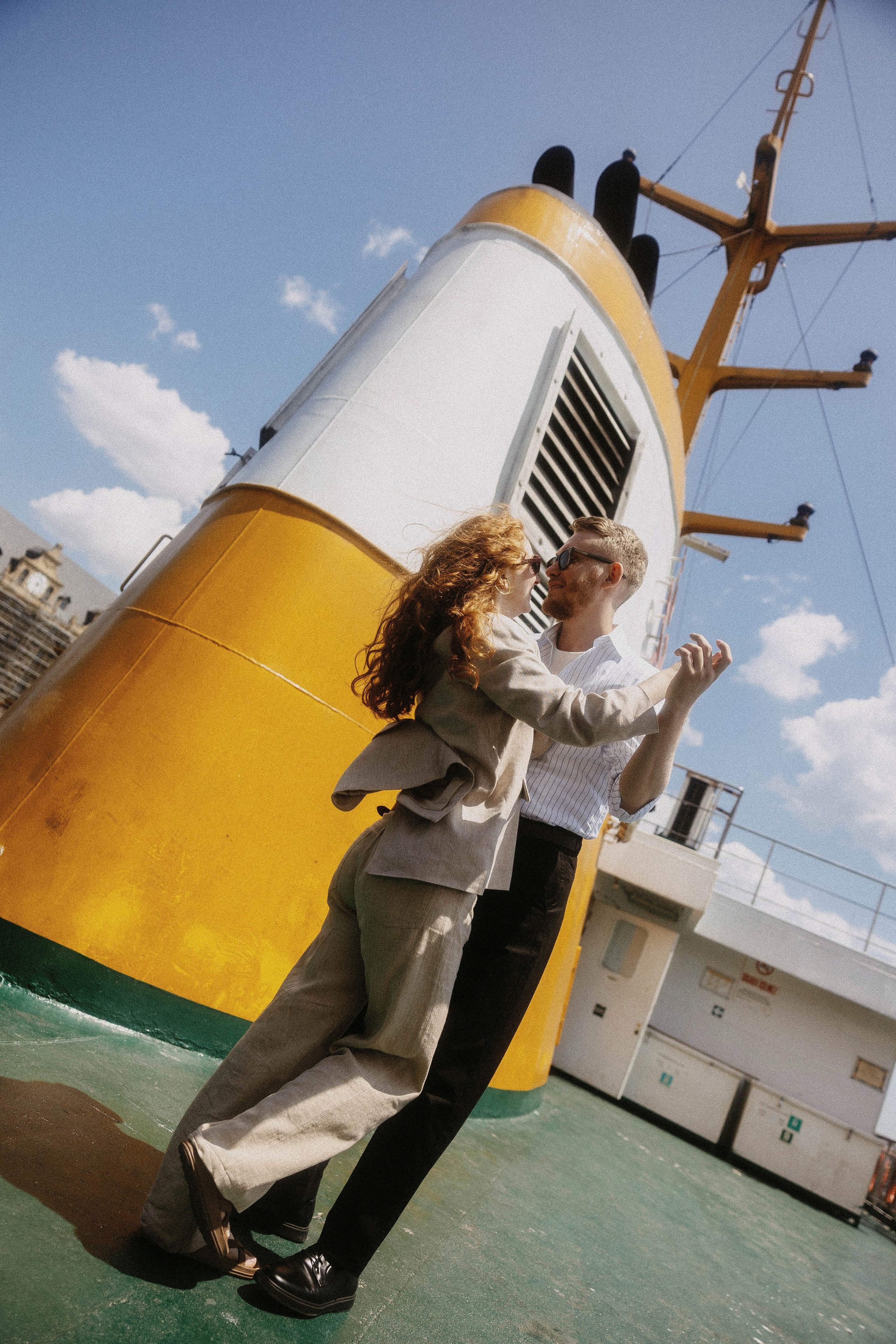 Прогулка Ани и Паши. About