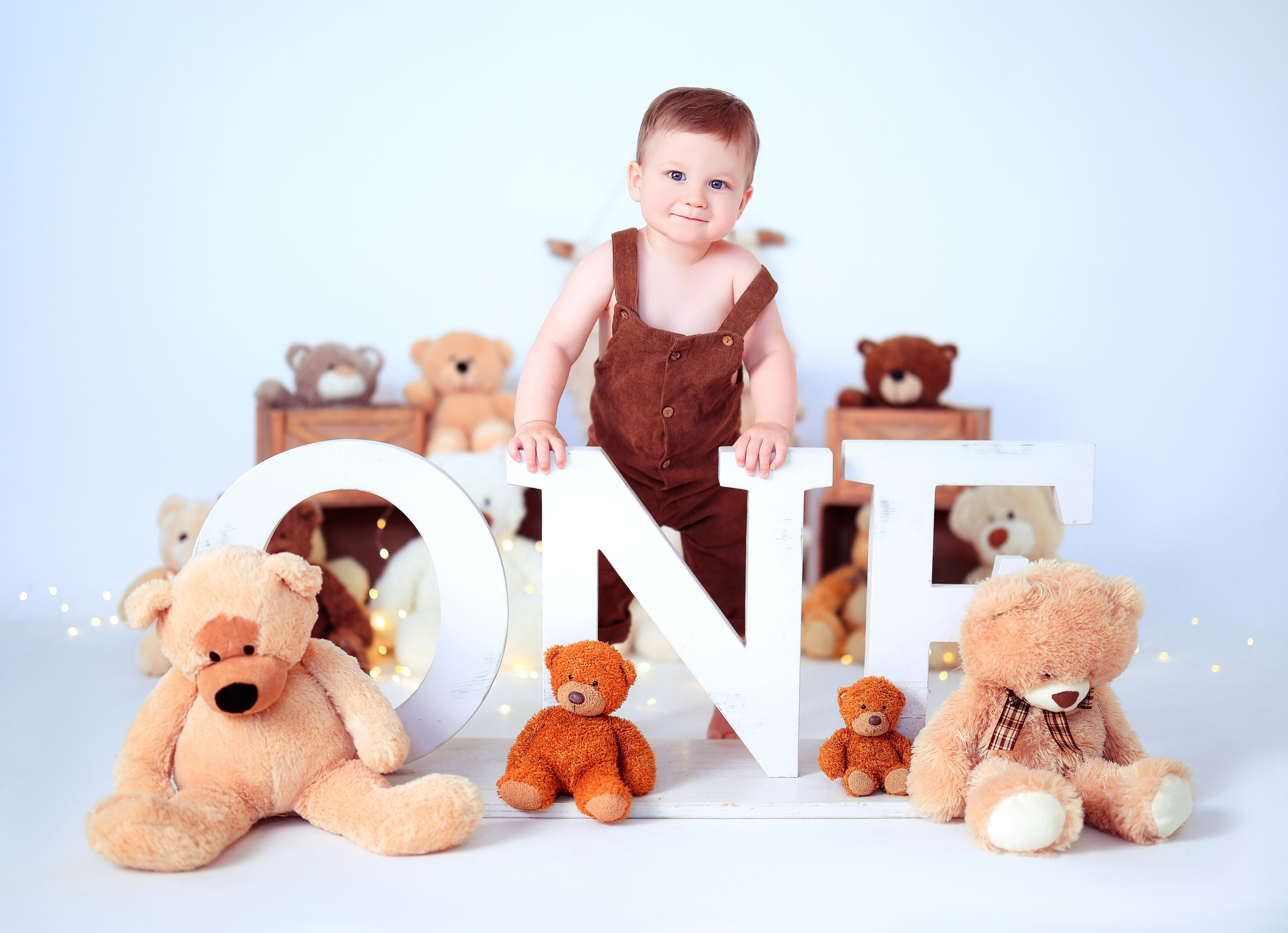 Мальчишки Антураж