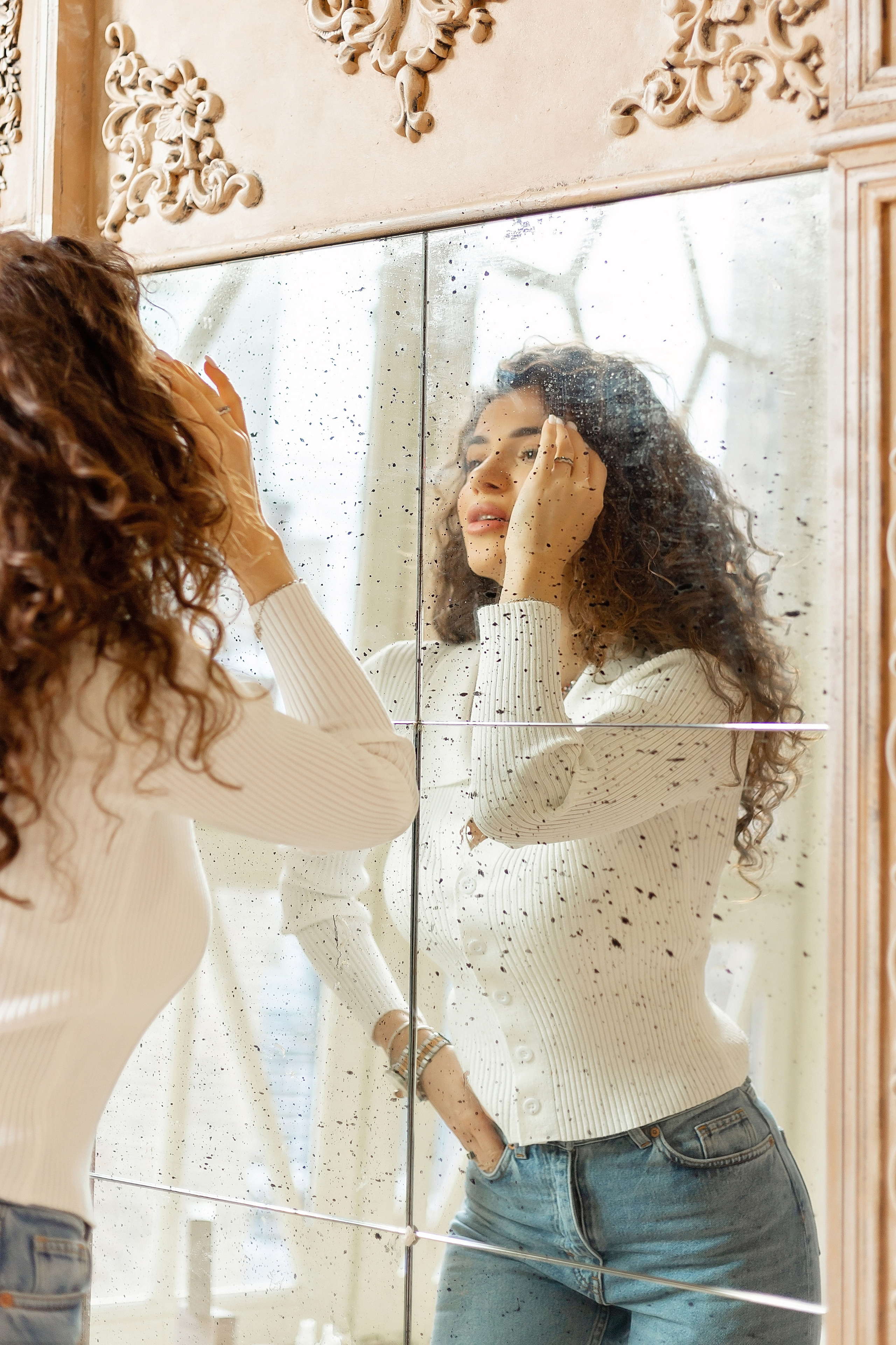 Иза, уход для волос. Фотограф в Москве Ксения Мокрушина | Brand & Women photographer