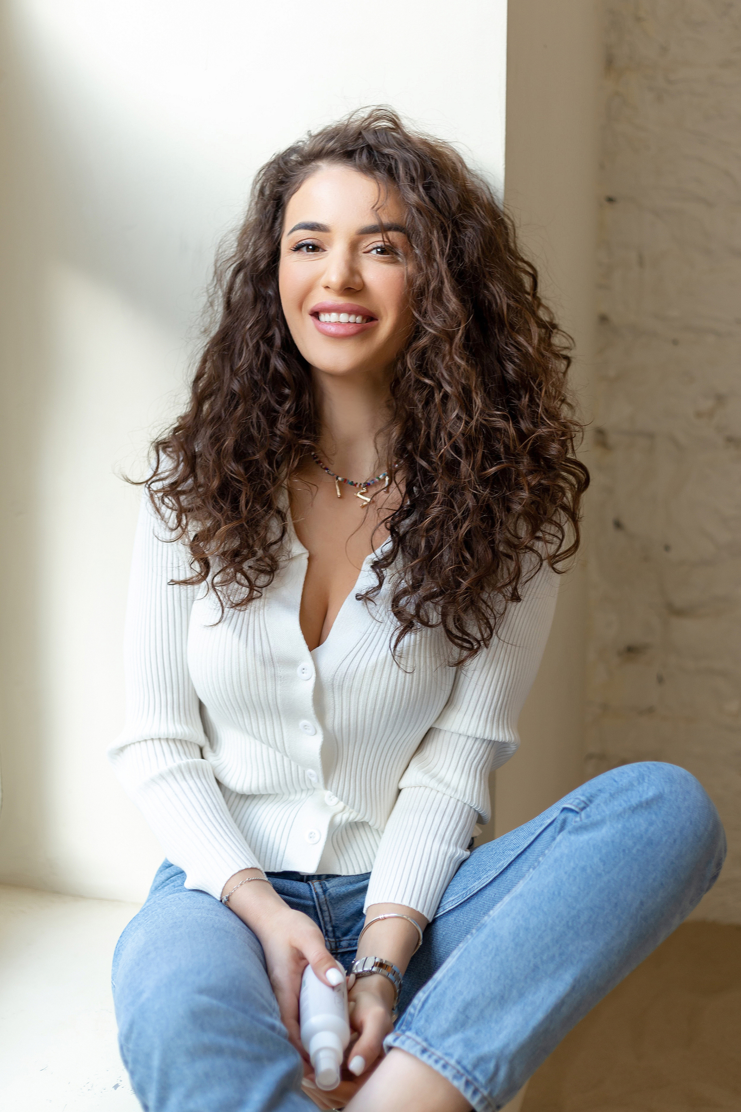 Иза, уход для волос. Фотограф в Москве Ксения Мокрушина | Brand & Women photographer