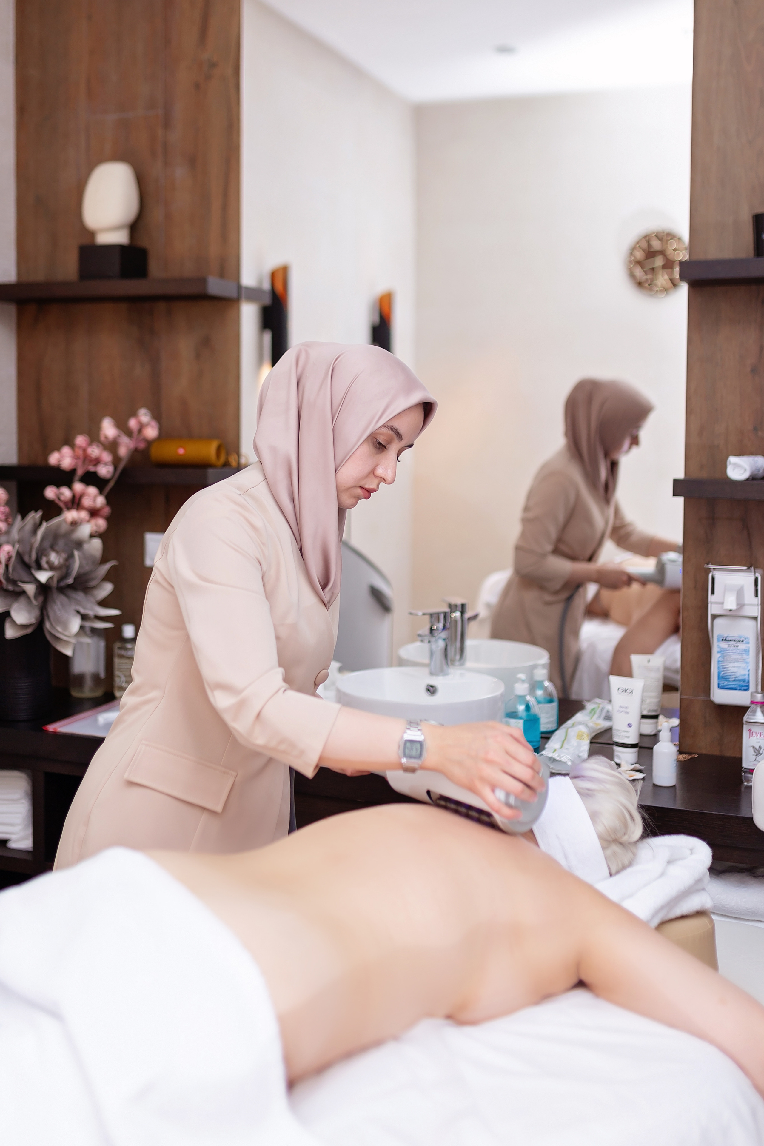 Клиника эстетической медицины. Фотограф в Москве Ксения Мокрушина | Brand & Women photographer