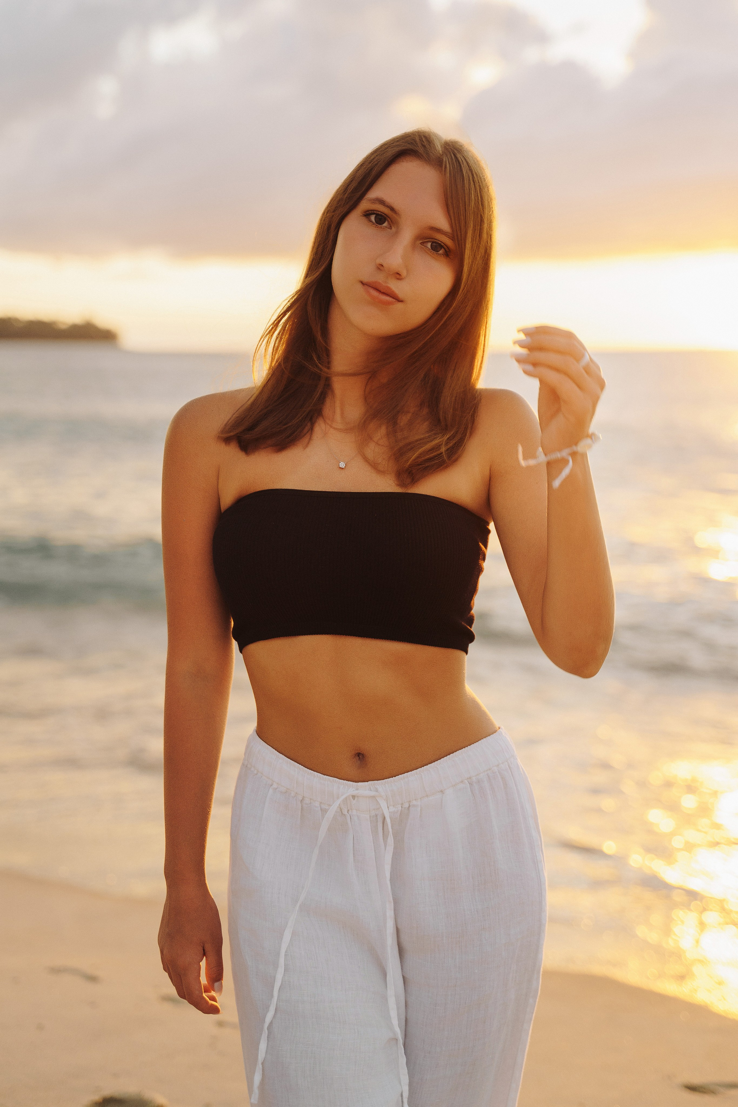 Family photoshoot. Professional Wedding Photography, Portraits, and Studio Photoshoots in Phuket