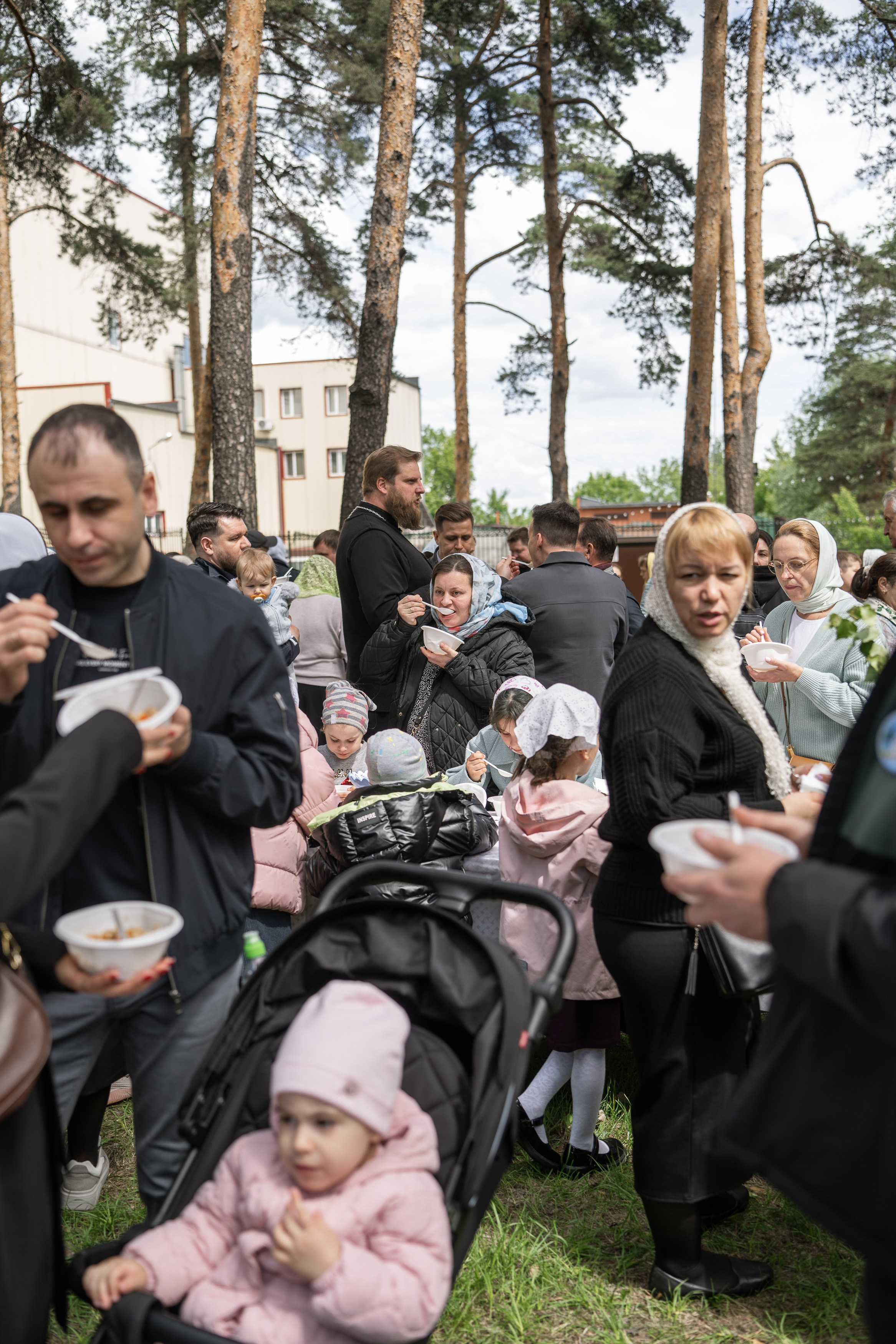 Престольный праздник в храме Троицы Живоначальной. Фотограф Москва/Подмосковье