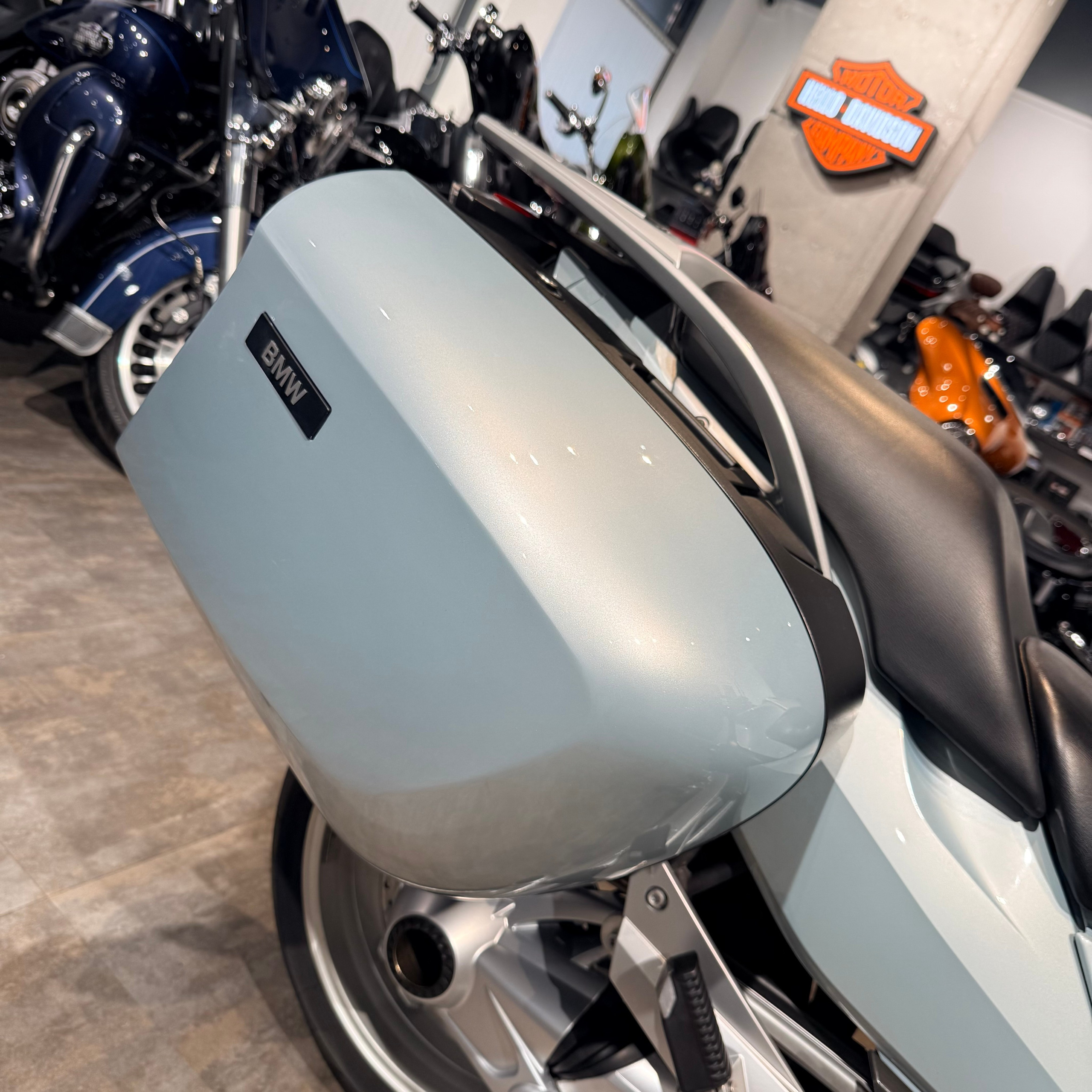 2010 ВМW R1200RТ Oyster Grey Metаlliс (VIN *WВ10*9636). Hello Davidson, Москва. Только хорошие мотоциклы…