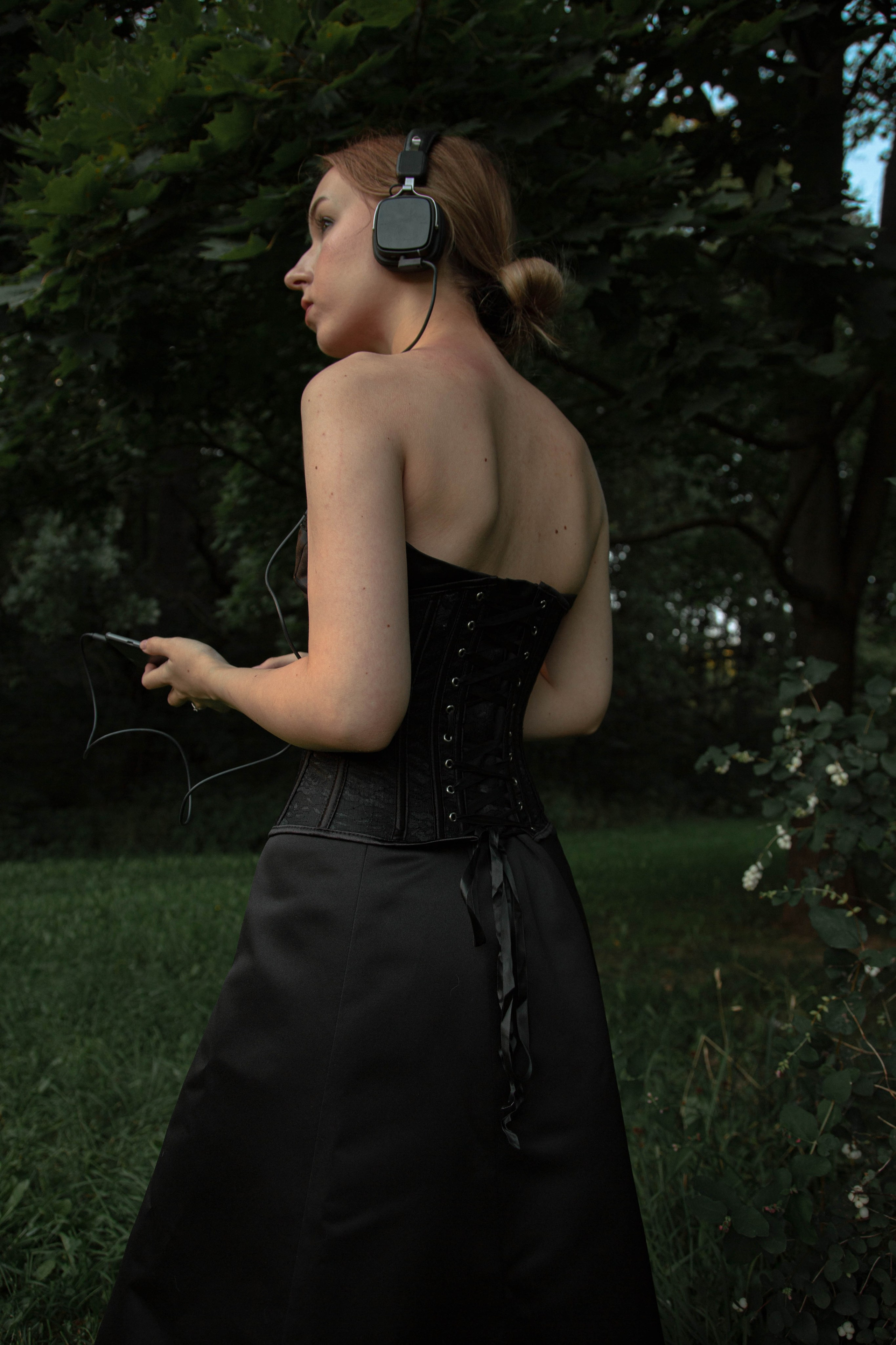 Black dress. DINA MOREVA photography