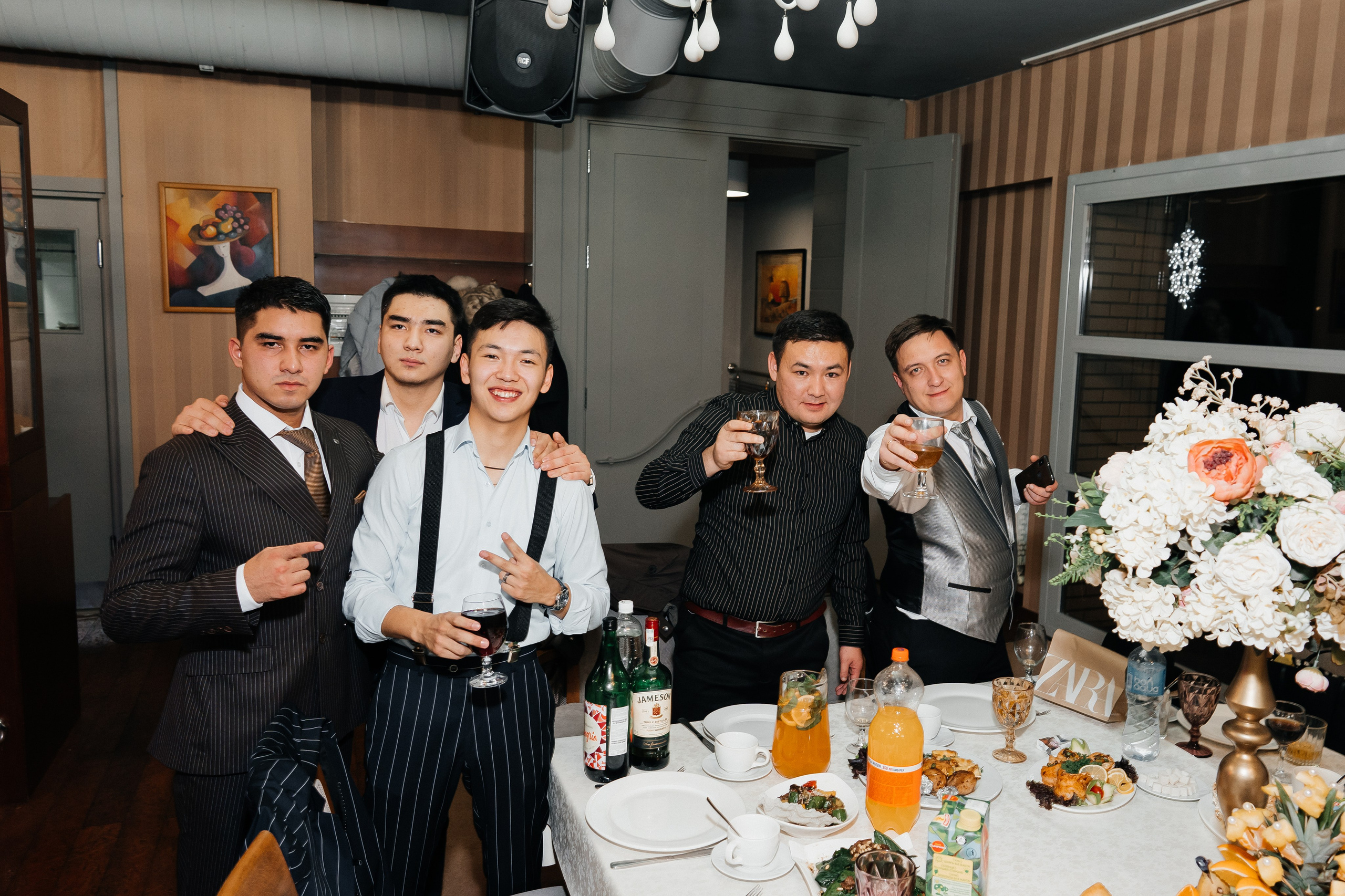 ARONAKS CORPARATE PARTY