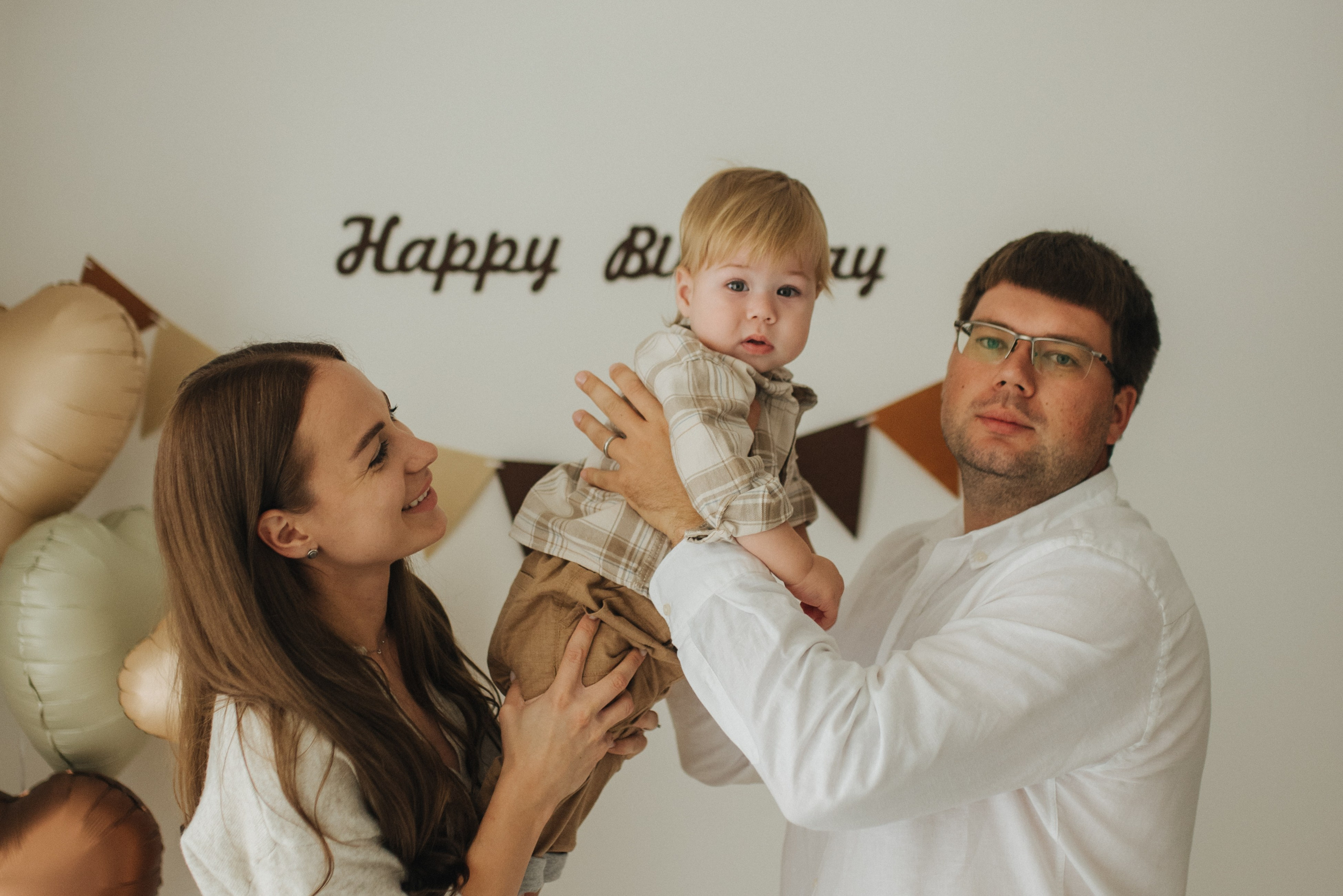 1st Birthday: Darya, Igor and Michael. Family photographer in Israel | Alesya Superfin