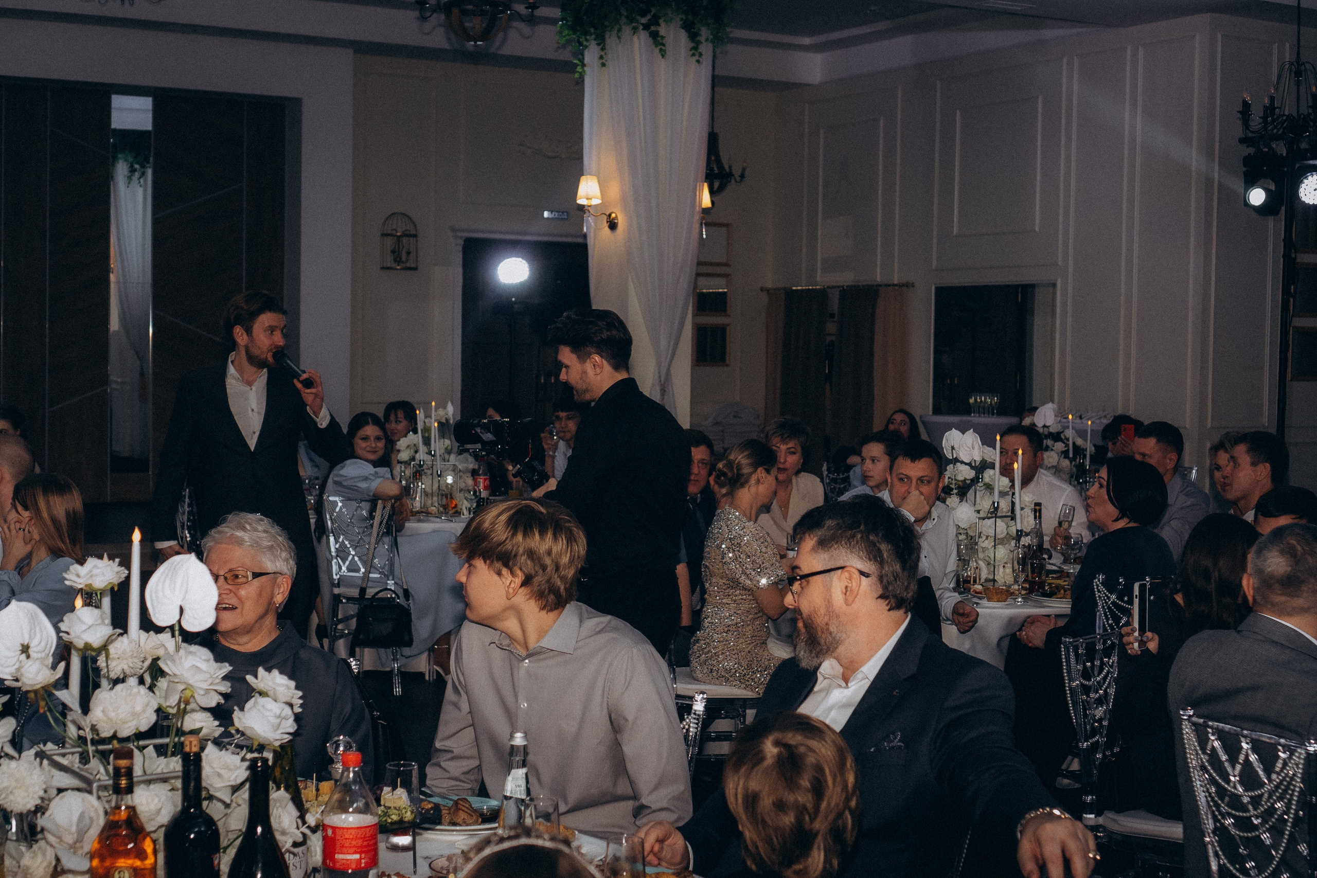 СВАДЕБНАЯ СЬЕМКА СБОРОВ В ОТЕЛЕ И ВЫЕЗД НА ЦЕРЕМОНИЮ (СНЯТО В СИБИРЕ В НИЖНЕВАРТОВСКЕ). Профессиональный фотограф, Санкт-Петербург — Виктория Богомолова