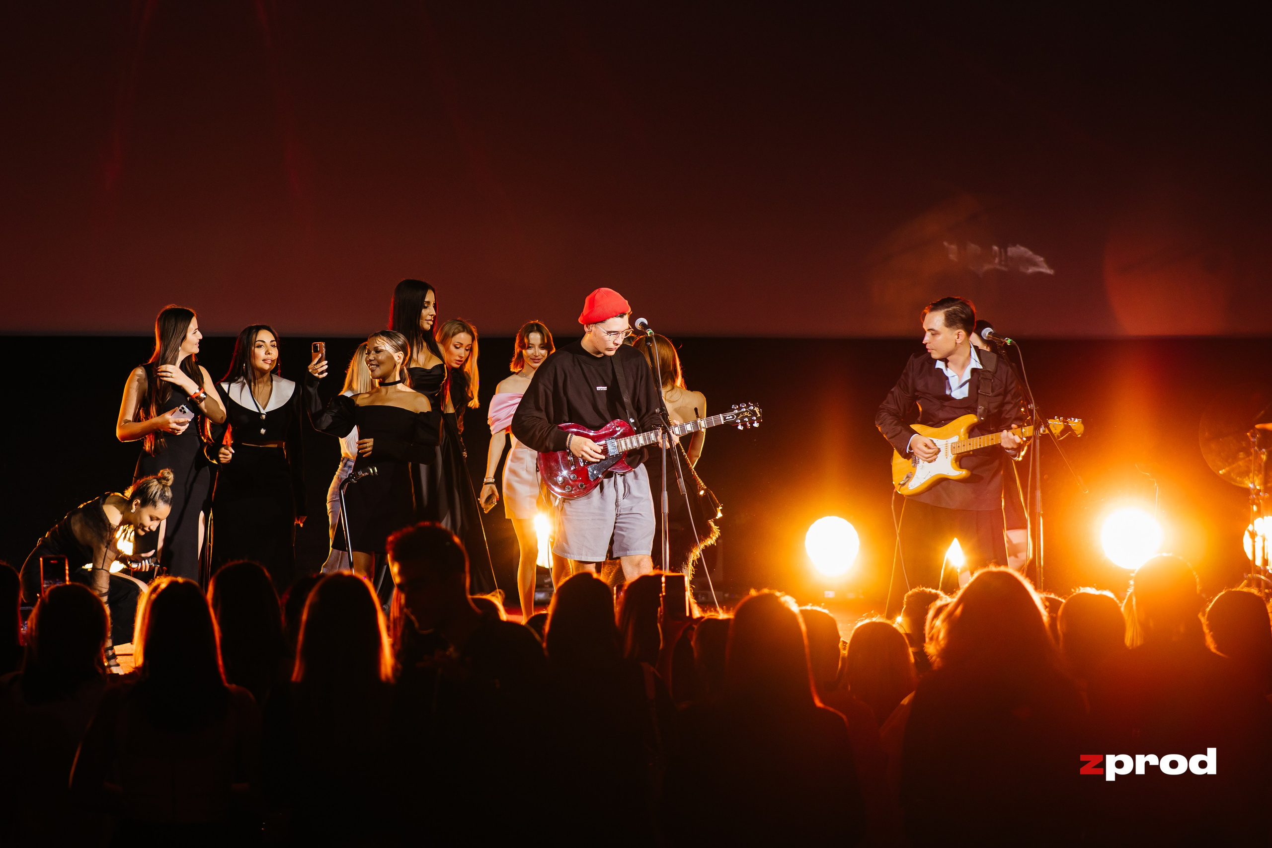 Репортажная съёмка для инфобизнеса и премьеры | Видео и фото контент | ZPROD. Фото и видеосъемка | продакшн студия ZPROD