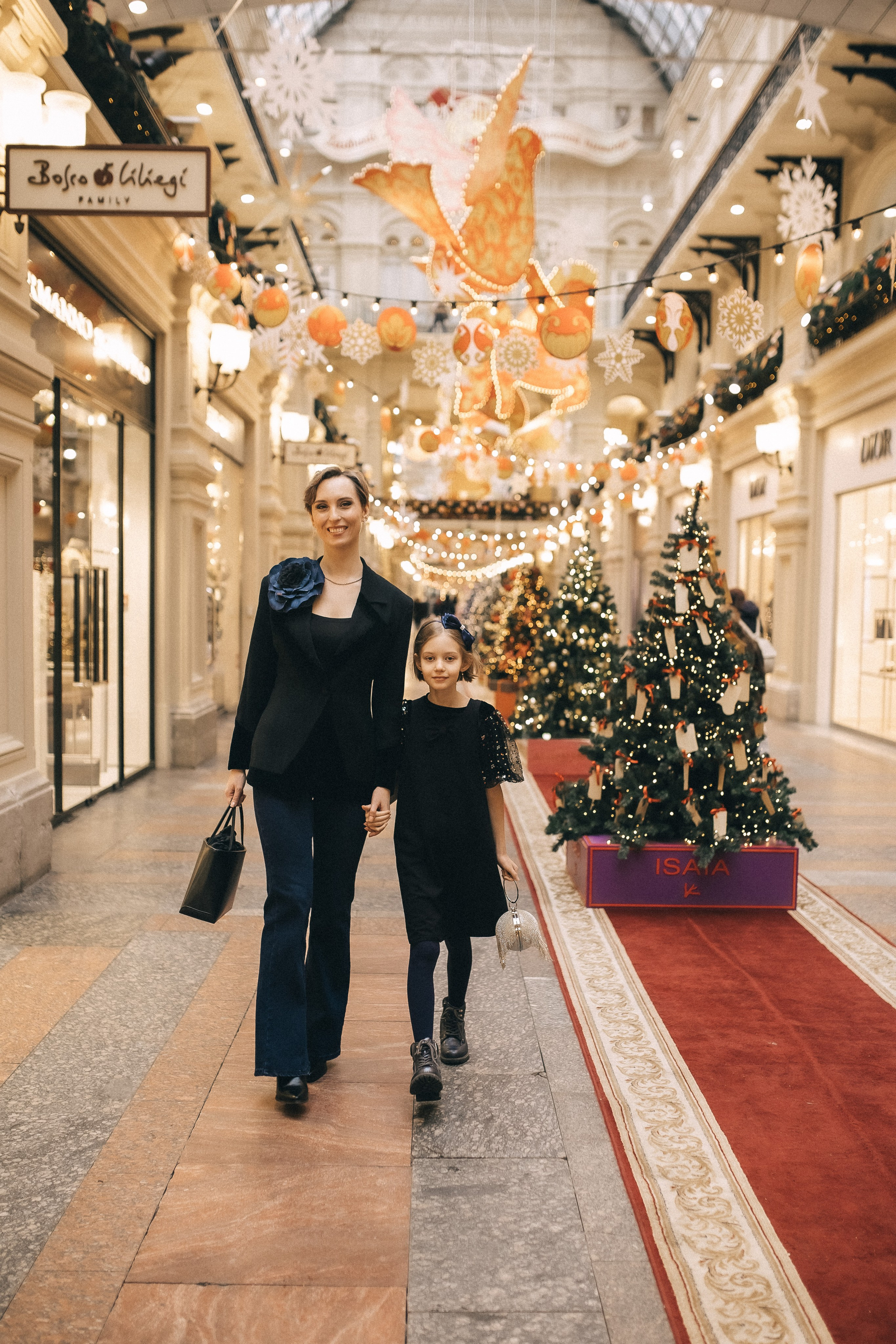 Новогодний ГУМ. Надя и Алиса!. Профессиональный фотограф, Москва |Видное Елена Елизарова