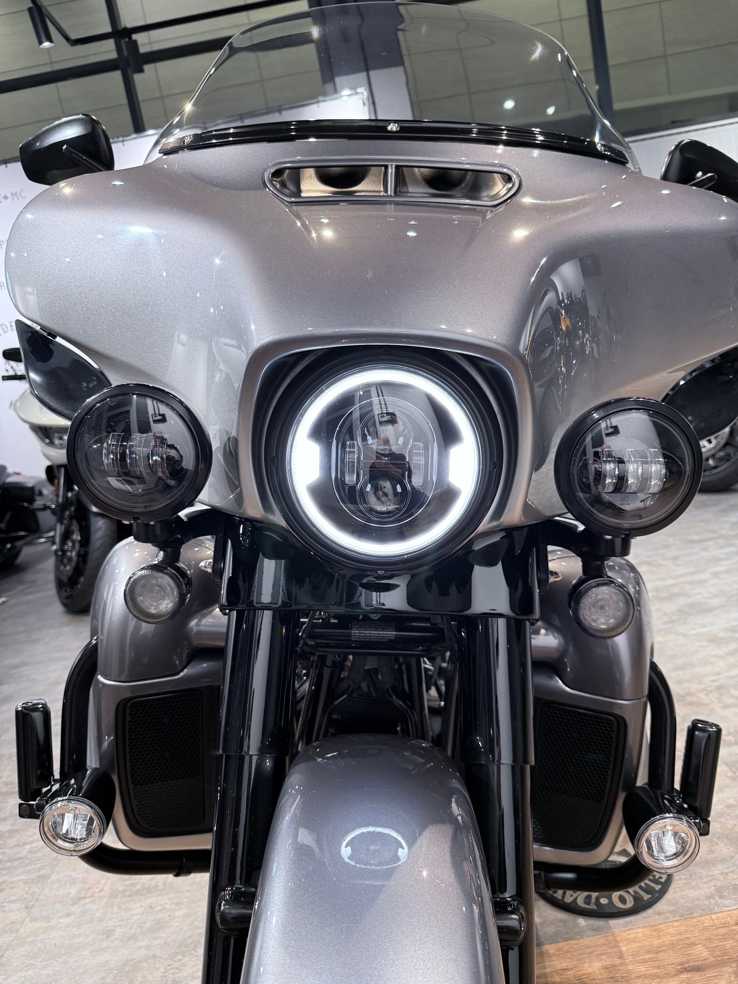 2019 CVO Electra Glide Limited 117 (Nardo Gray). Hello Davidson, Москва. Только хорошие мотоциклы…